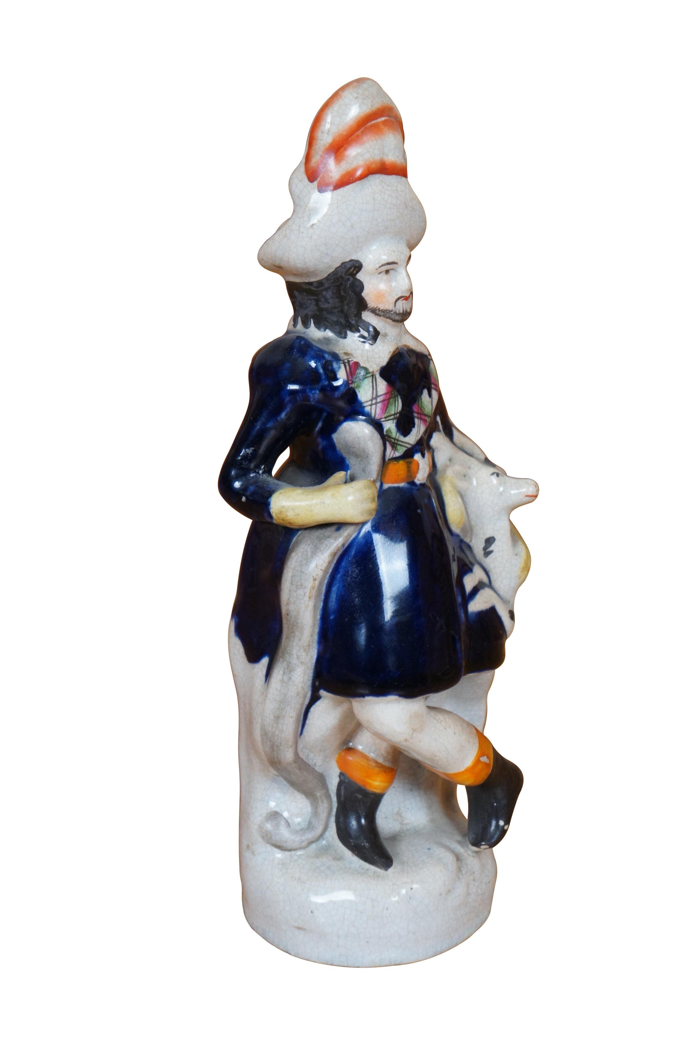 Victorien Ancienne figurine de cerf chasseur des Highlands écossais du Staffordshire, 9 po. en vente