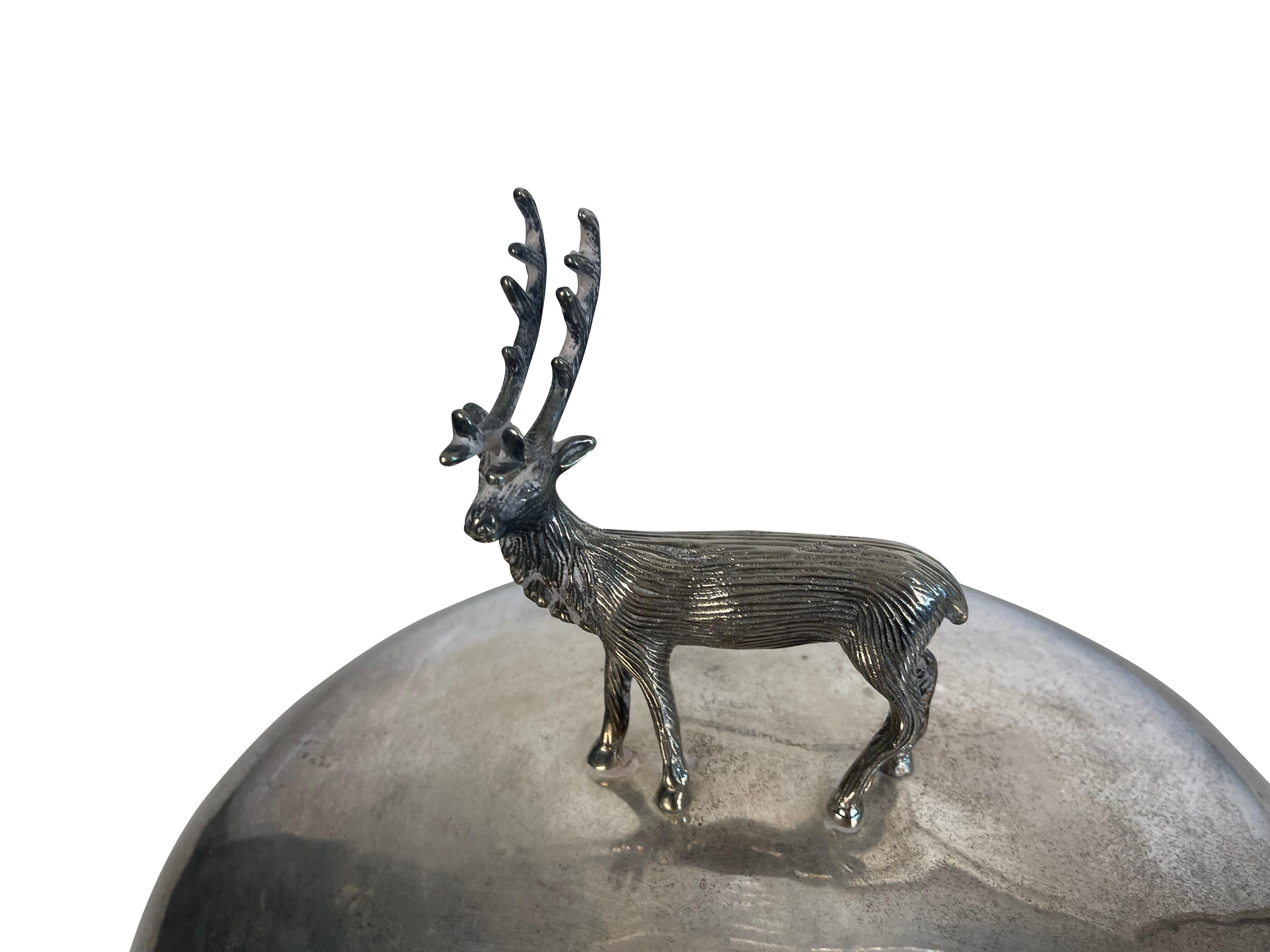 Antique Stag Covered Silverplate Meat Dome In Fair Condition For Sale In Essex, MA