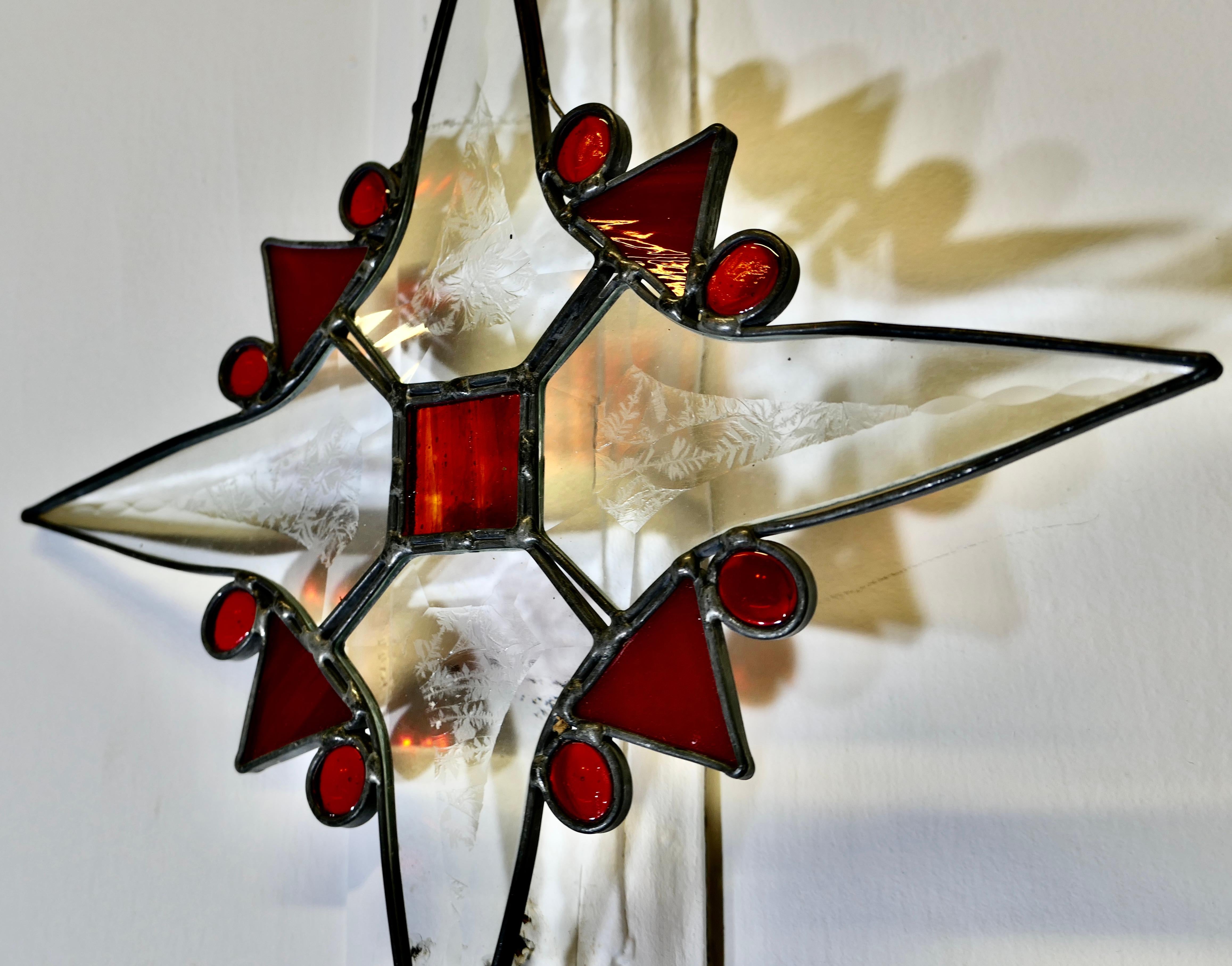Antike Glasmalerei Weihnachten Window Panel  Französisch Hand Made (Mitte des 20. Jahrhunderts) im Angebot