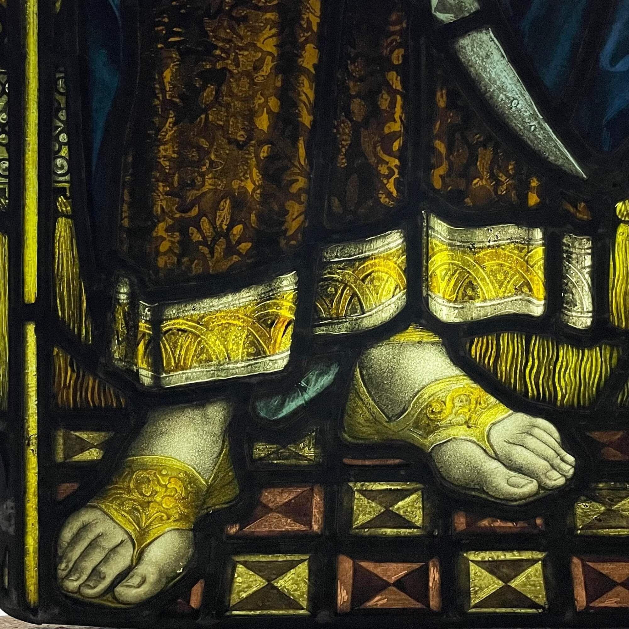 Antike Glasmalerei hängende Tafel der Füße eines Adligen (Viktorianisch) im Angebot