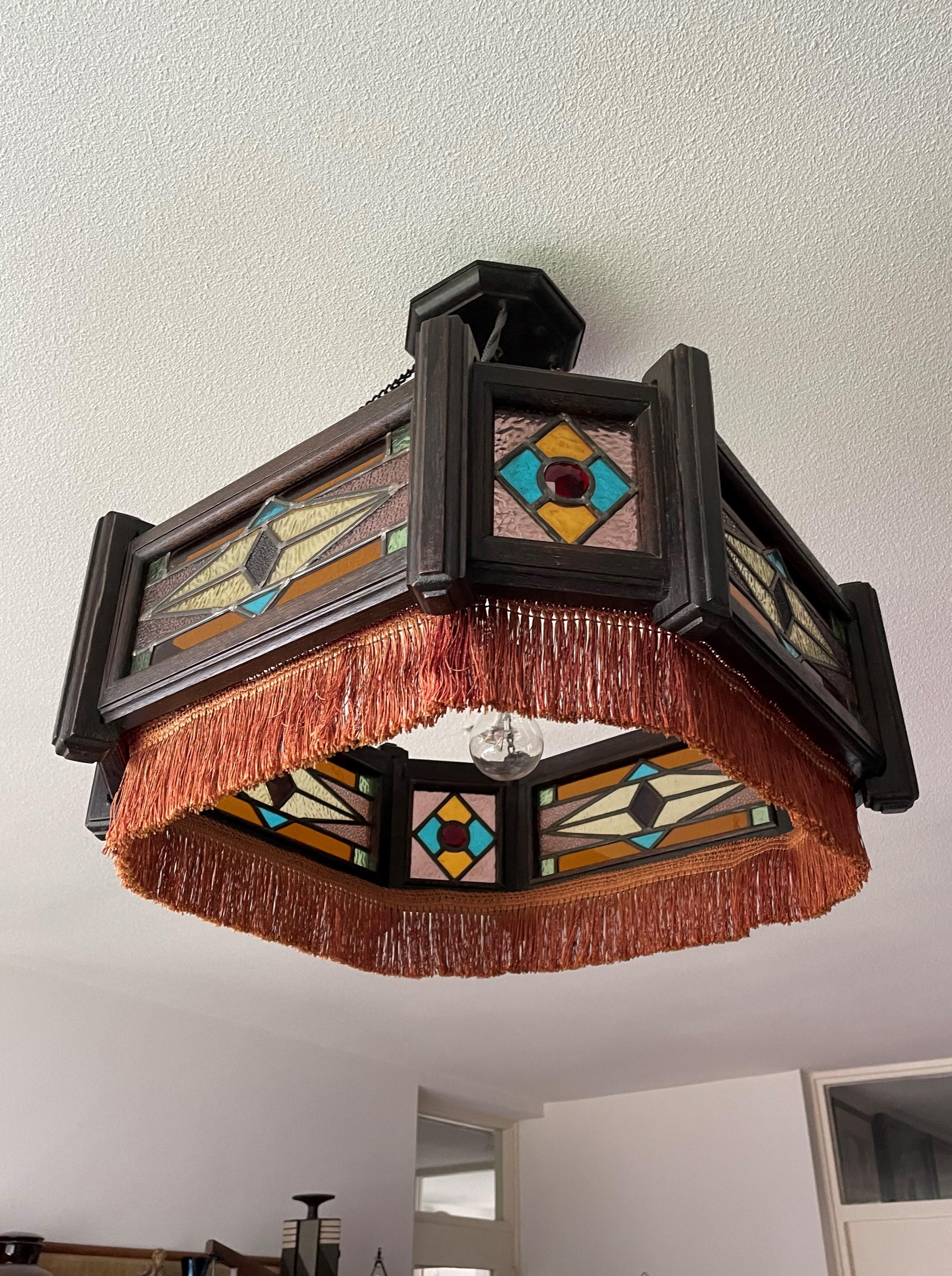 Antique Stained Glass & Stained Oak Art Deco Pendant Chandelier w. Great Colors In Excellent Condition In Lisse, NL