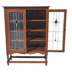 Antique Wood Cupboard, armoire de rangement, vitrail teinté, bois vintage