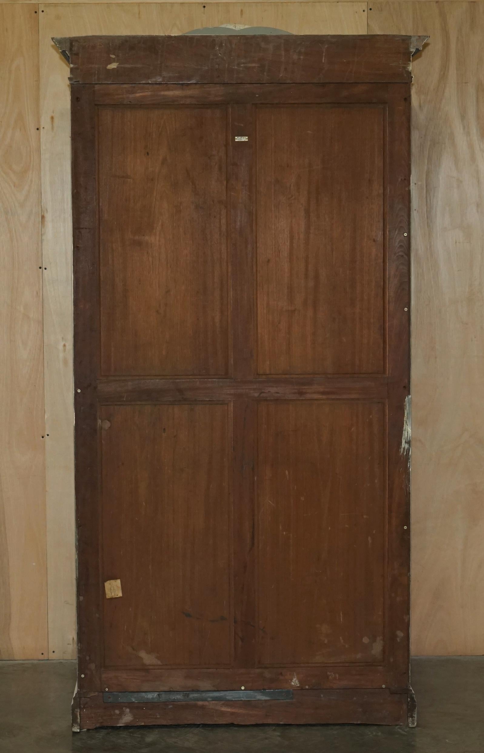 Antiguo Armario con Puerta de Espejo Estampado Mellier & Co Anglo French Shabby Chic Wardrobe Mirrored Door en venta 2