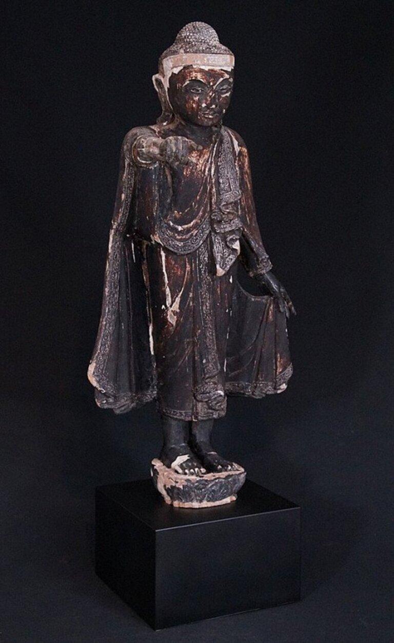 Antique Standing Mandalay Buddha Statue from Burma For Sale 4