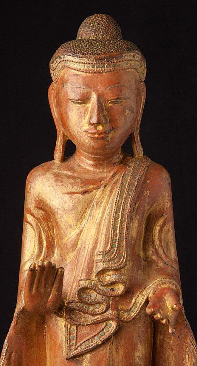 Antike stehende Mandalay-Buddha-Statue aus Burma im Angebot 1