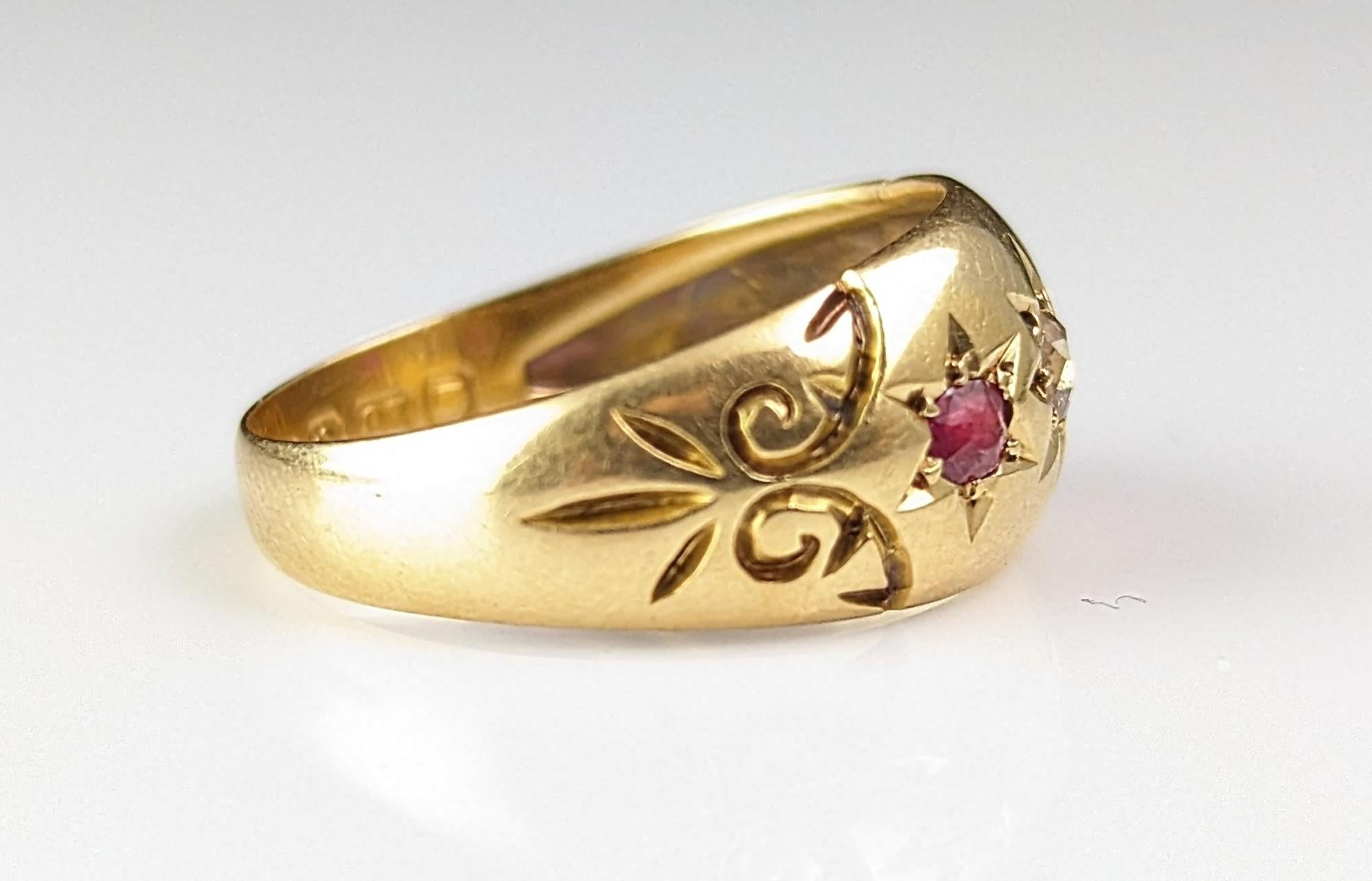 Antique Star set Ruby and Diamond ring, 18k gold  For Sale 6