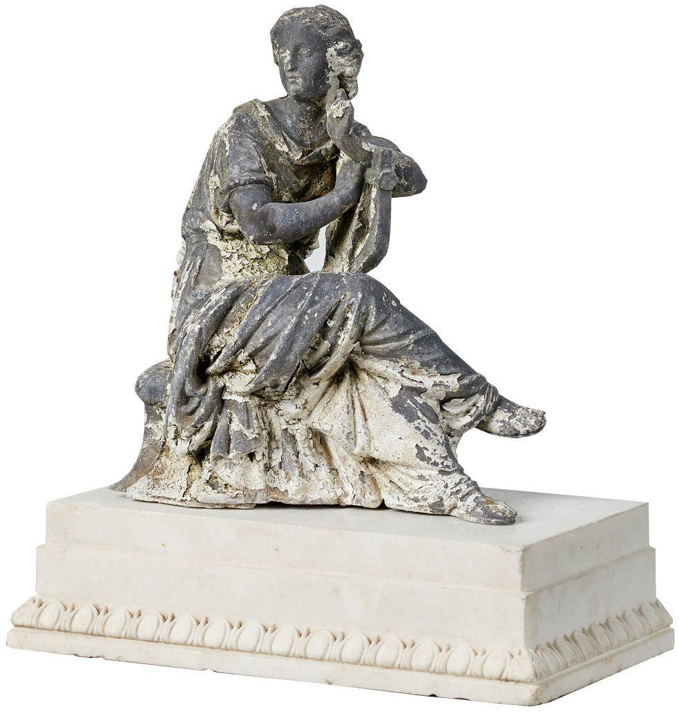 Antique Statue of a Classical Figure In Good Condition For Sale In Wormelow, Herefordshire