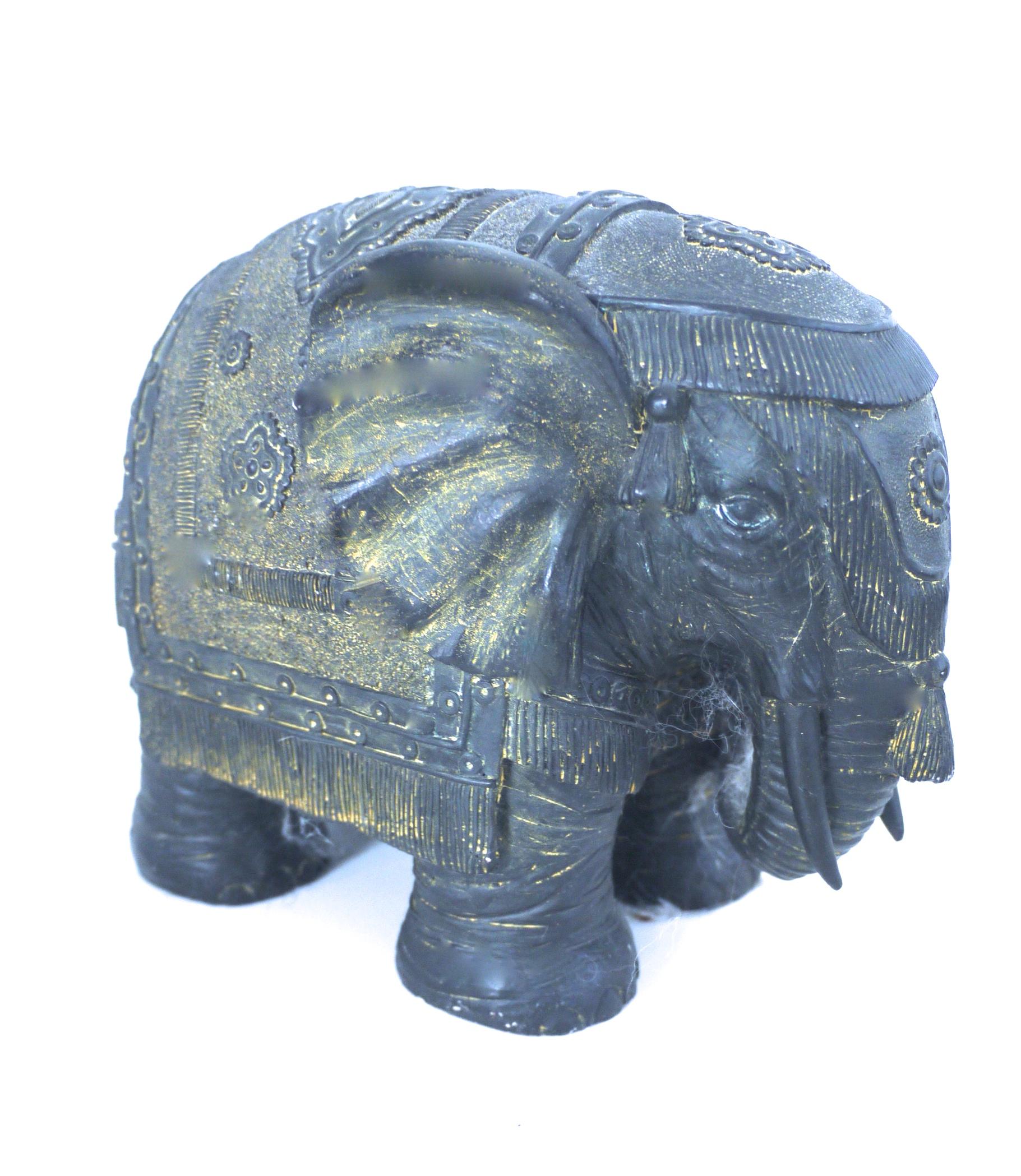 Antique Statue, Sculpture of African Elephant Wood with Detail Overlay In Fair Condition For Sale In Halstead, GB