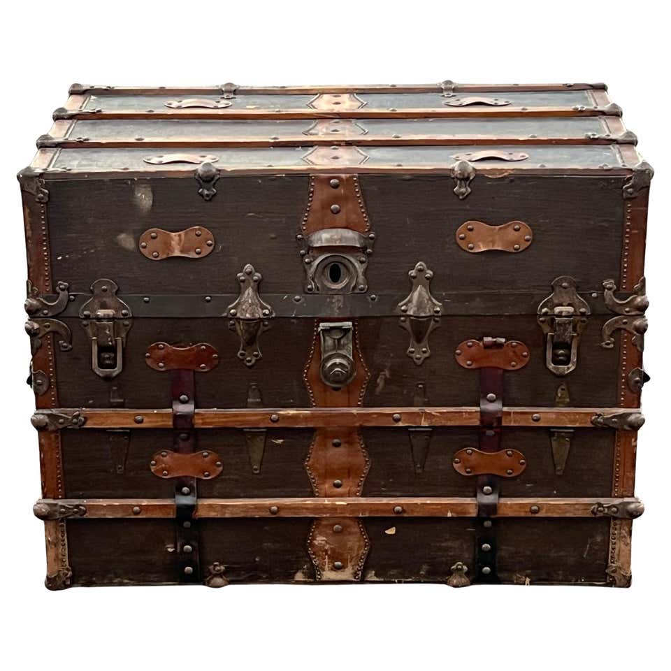 Antique Steamer Trunks 101 For Sale On 1stDibs Antique Steamer antique-steamer-trunks-101-for-sale-on-1stdibs-antique-steamer