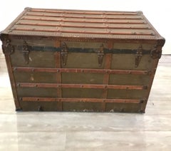 Antique Steamer Trunk with Inside Tray and Compartments, circa 1890