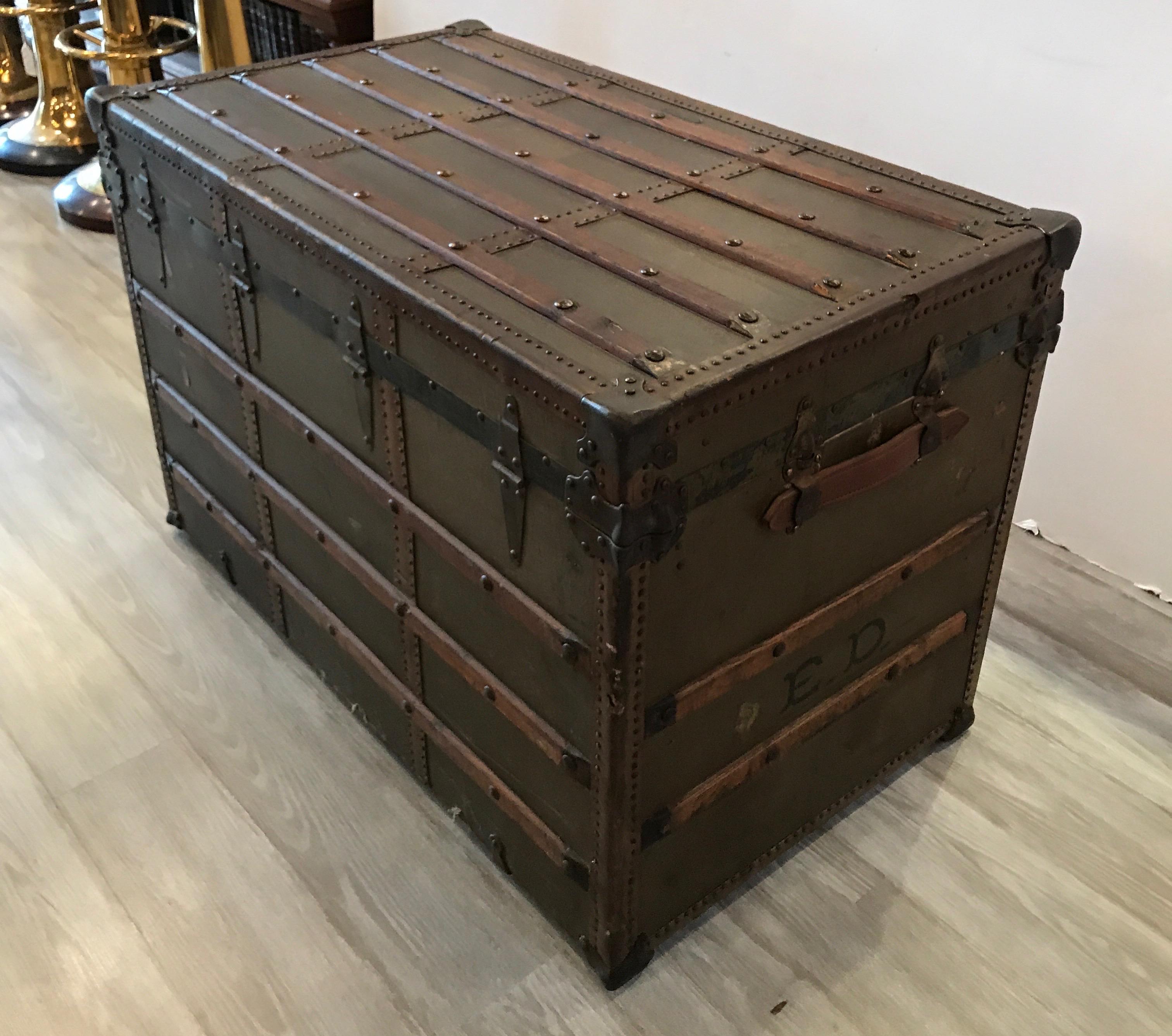 Late Victorian Antique Steamer Trunk with Inside Tray and Compartments, circa 1890