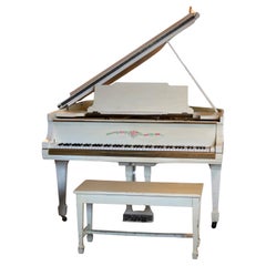 Antiguo piano de cola para niños Steinway Model M blanco y pintado a medida con banqueta
