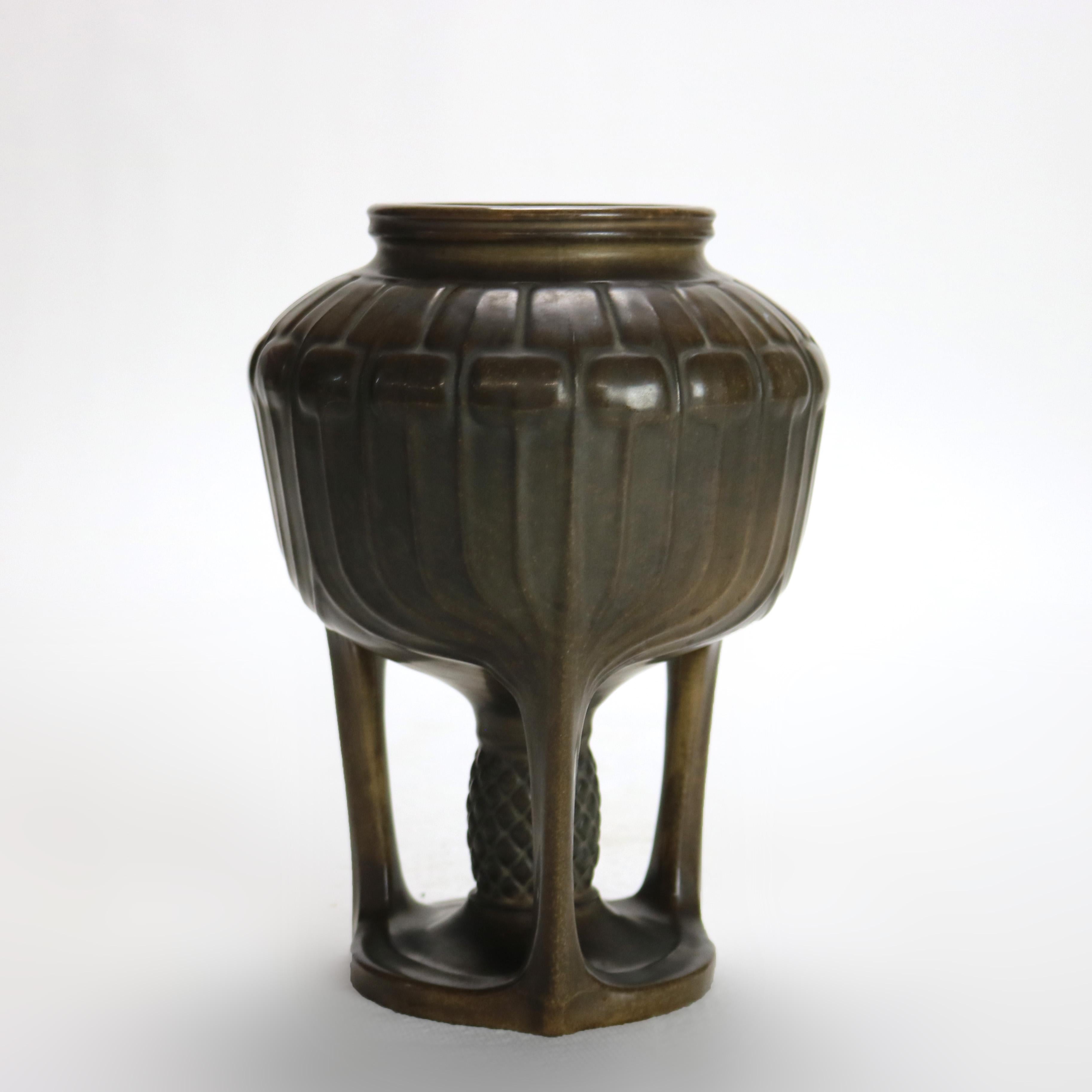 Arts and Crafts Antico vaso in ceramica marrone Stellmacher Teplitz Art & Crafts, firmato, C1920