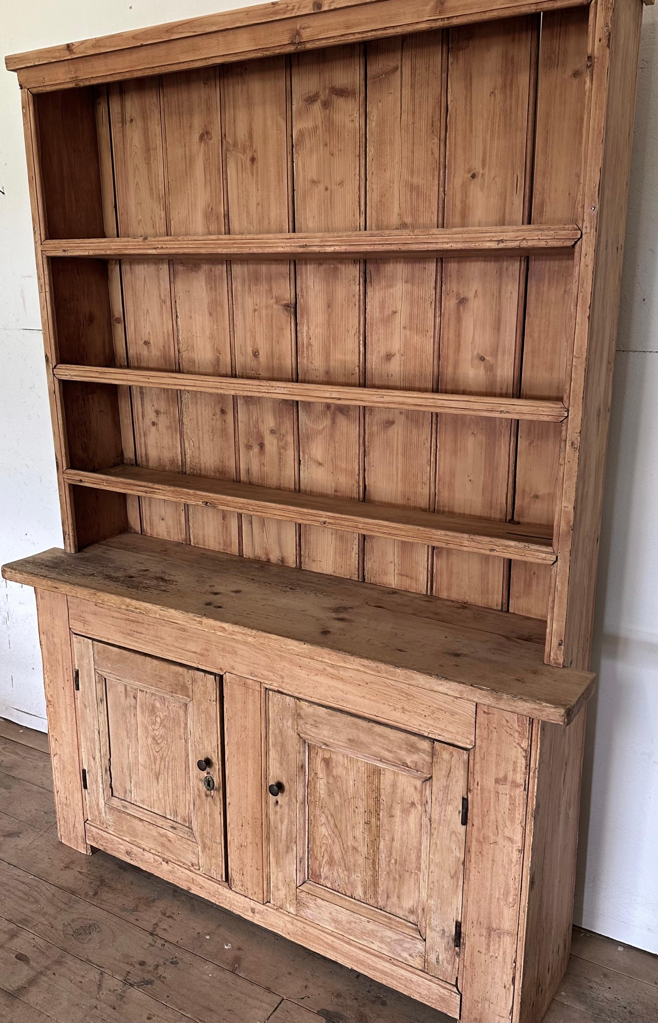 19th Century English Pine Dresser For Sale 1