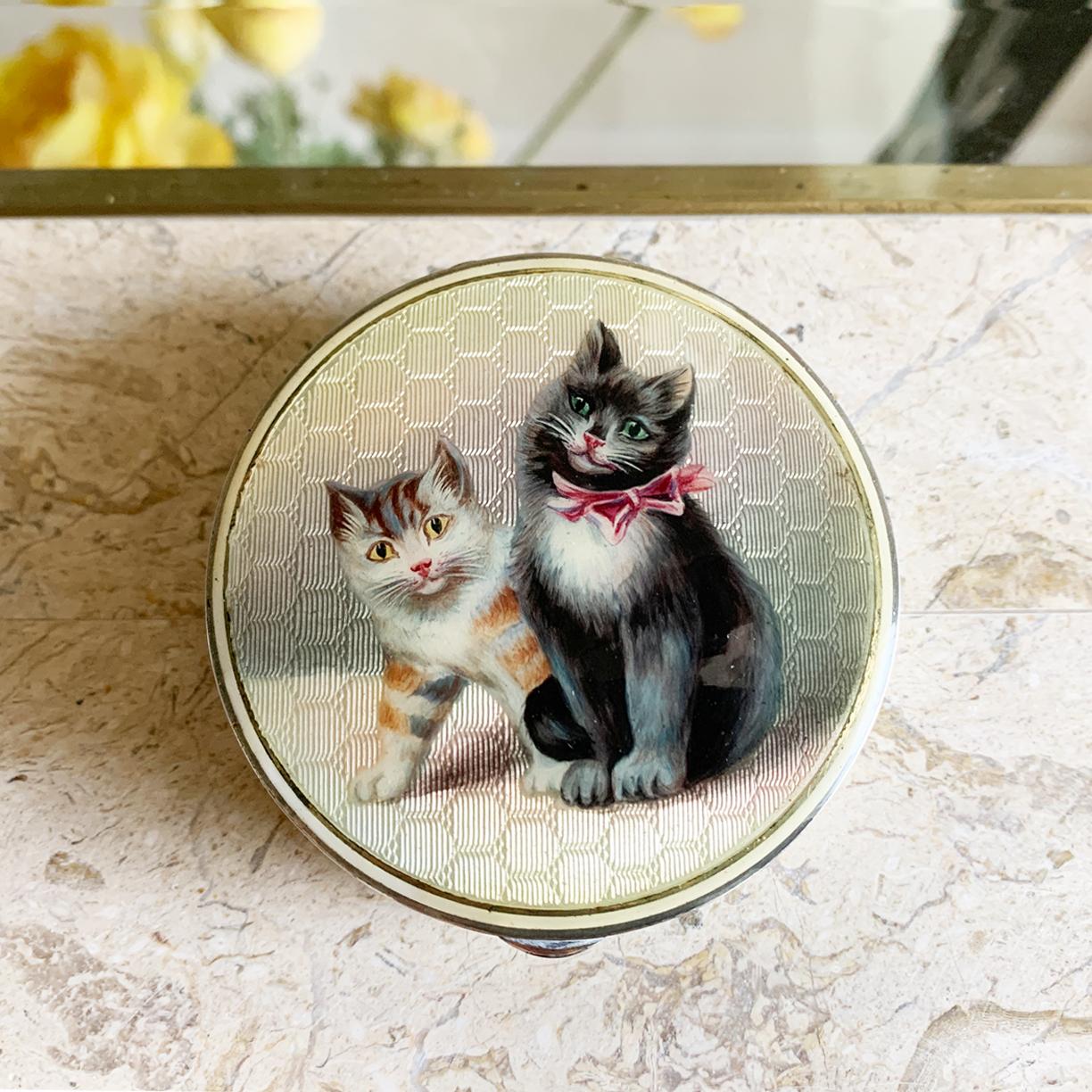 Antique Sterling and Enamel Cat Box For Sale 2