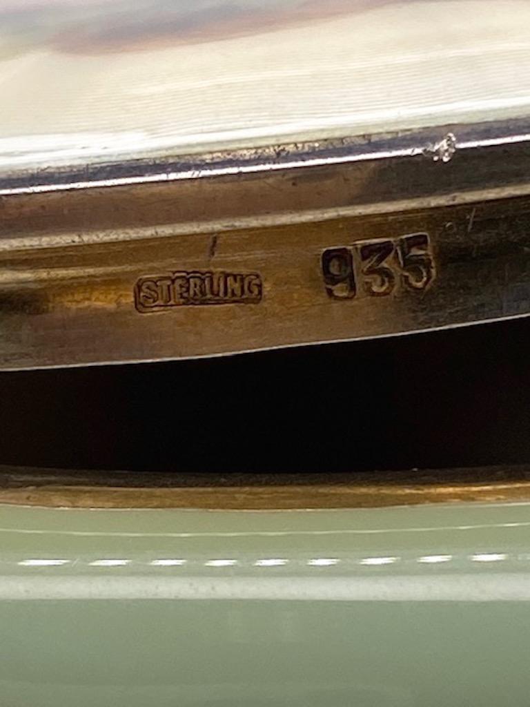 Femenino o masculino Antiguo estuche para gatos de esterlina y esmalte en venta