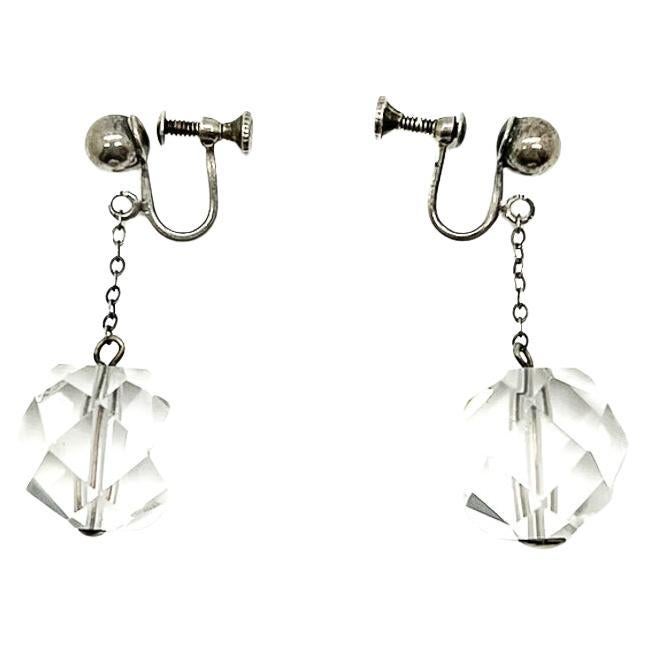 Boucles d'oreilles anciennes en cristal taillé et facetté 1910s