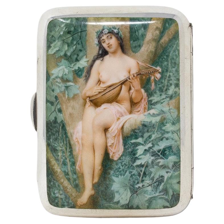 Pitillera antigua de plata de ley y esmalte de Robert Chandler en venta