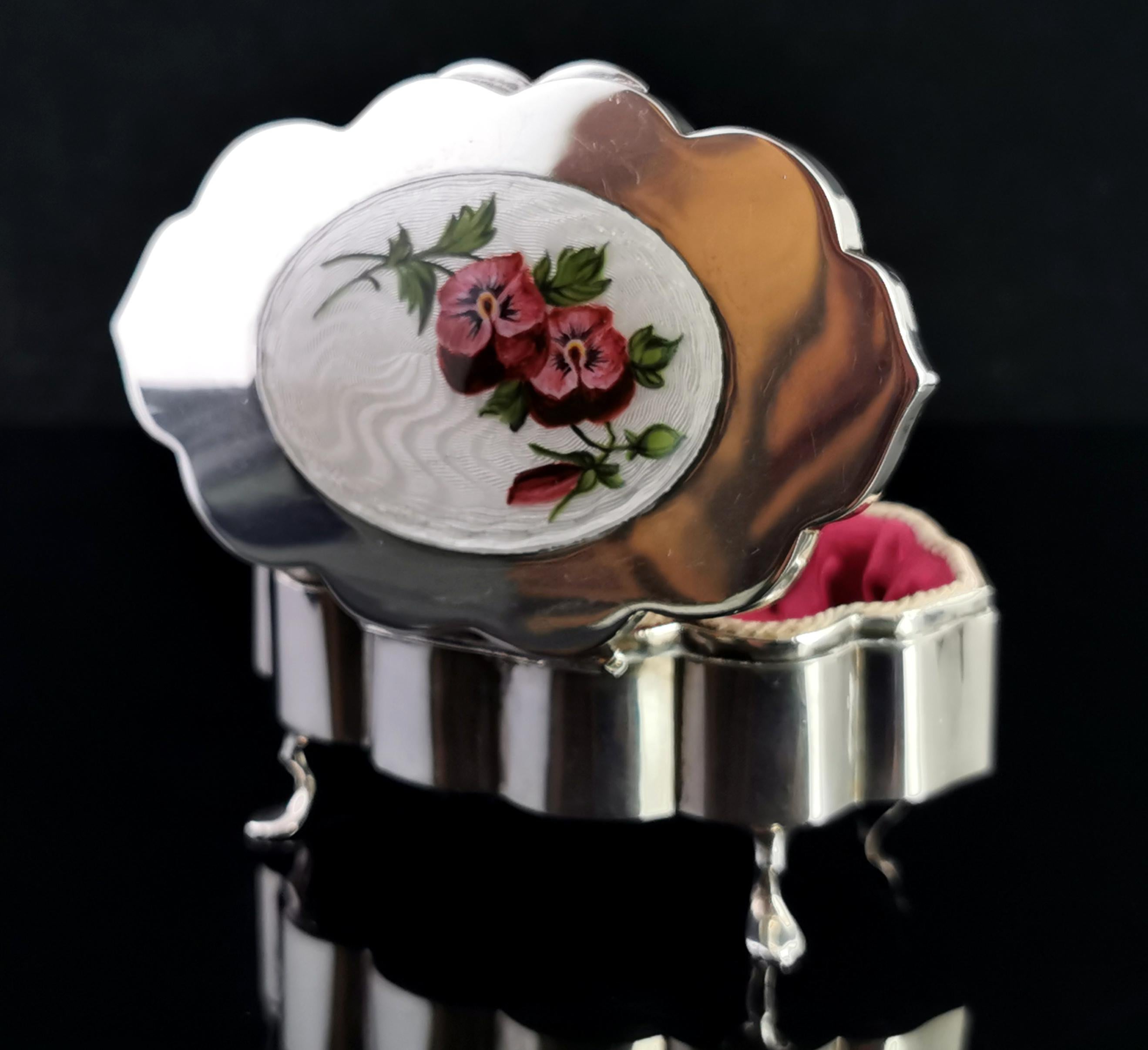 Antique Sterling Silver and Enamel Jewellery Casket, Floral In Fair Condition For Sale In NEWARK, GB
