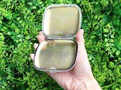 Étui à cigarettes ancien en argent sterling et émail érotique