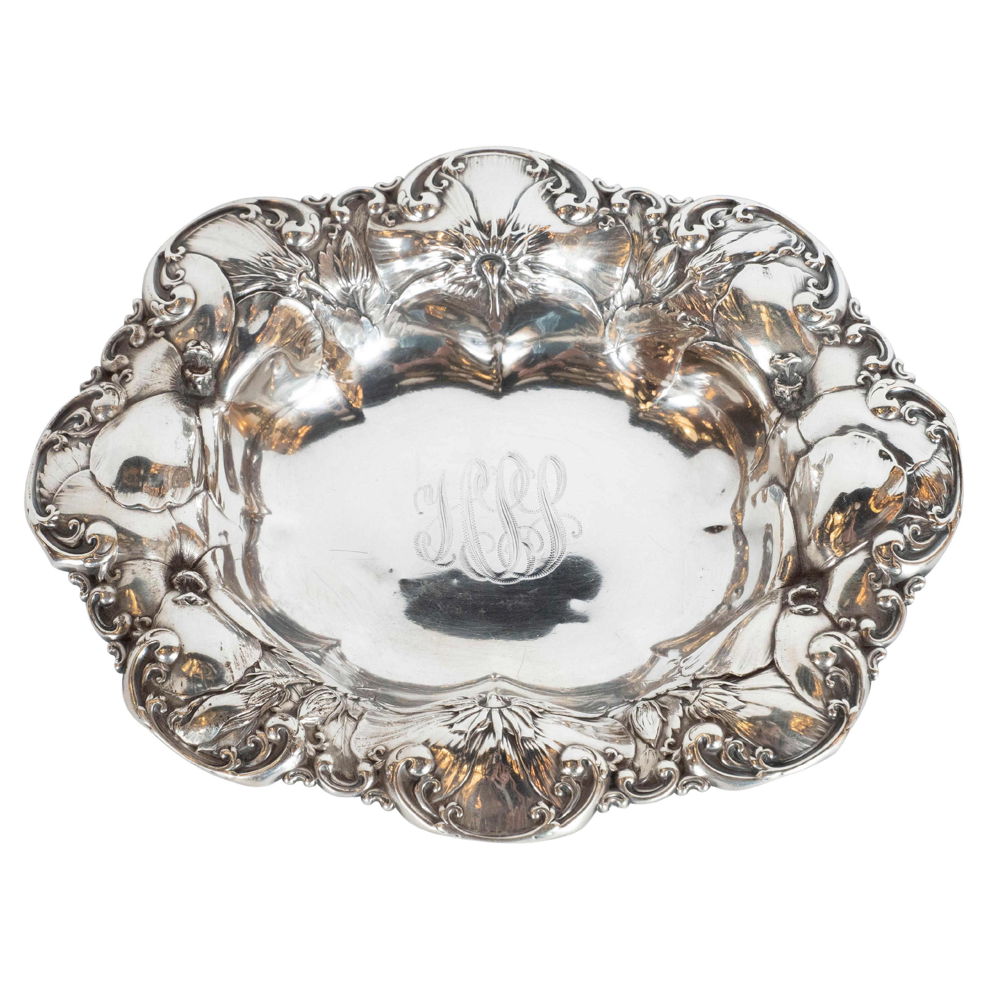 Antica ciotola decorativa Art Nouveau in argento sterling con motivo a gloria mattutina