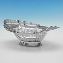 Antiker Korb aus Sterlingsilber mit durchbrochener und gravierter Dekoration - 1919