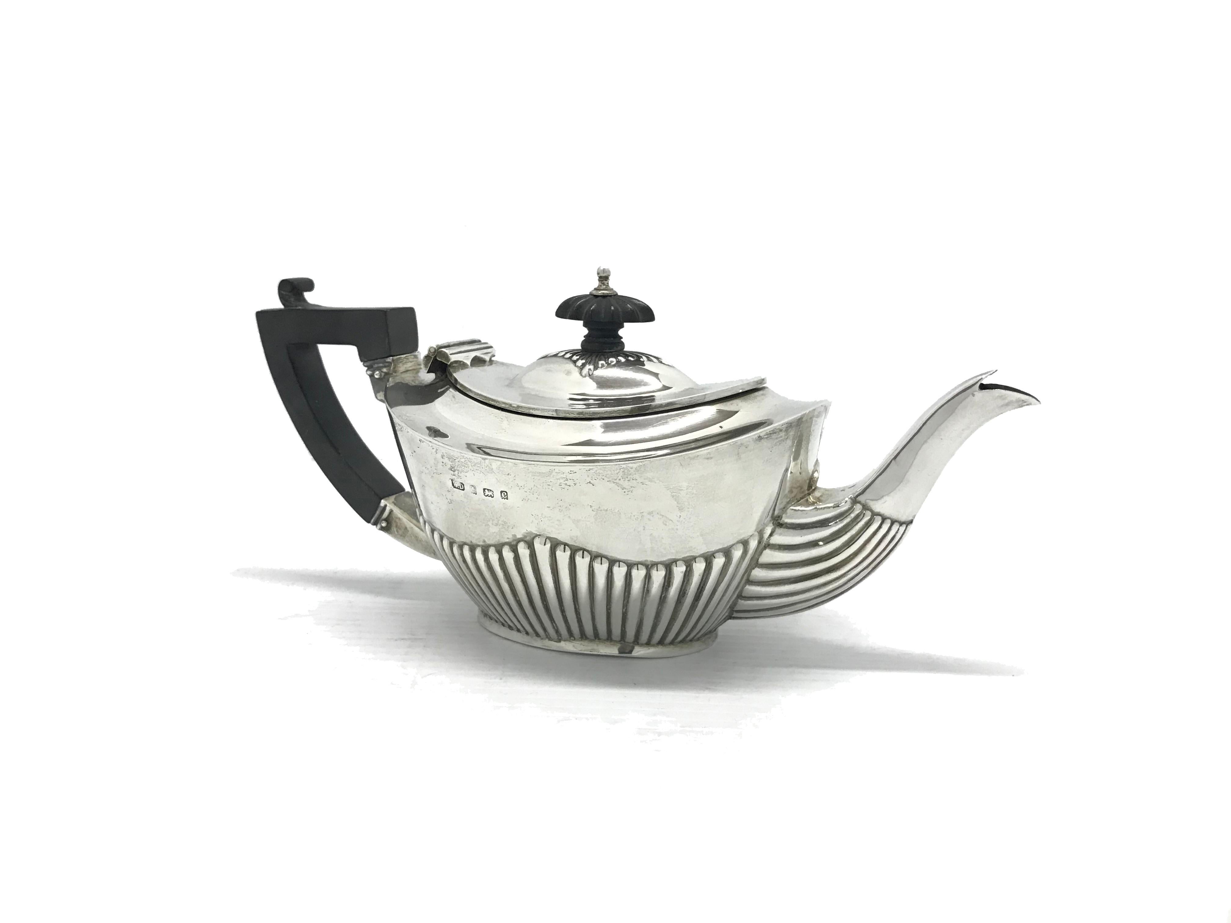 We're offering for sale an antique Bachelors tea set from England.
Maker: W.D. Engraving, William Davenport Birmingham, 1902.