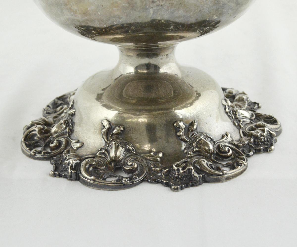 Antique Sterling Silver Bowl In Good Condition For Sale In Laguna Beach, CA