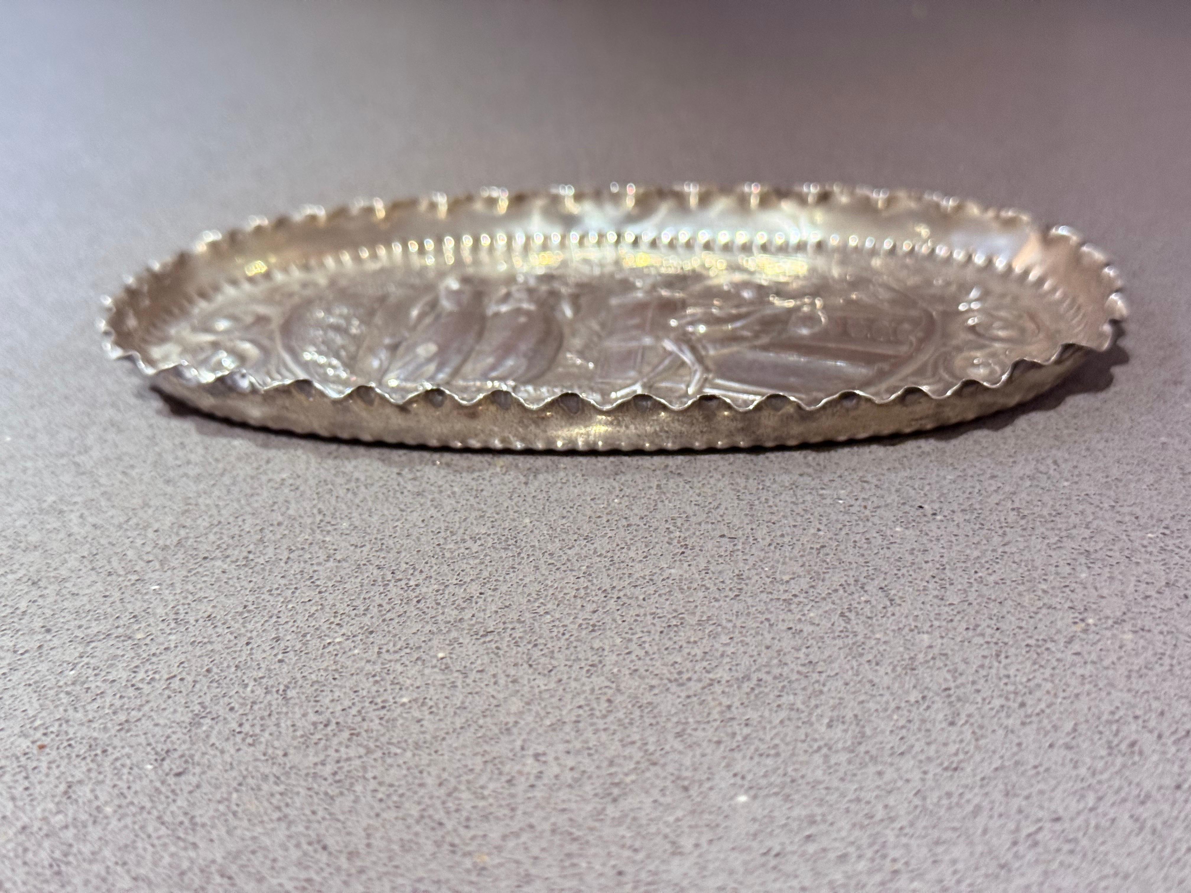 Antike Sterling Silber Schale Kleiner Obstkorb Relief Pictori Dekoratives Objekt (Schwedisch) im Angebot