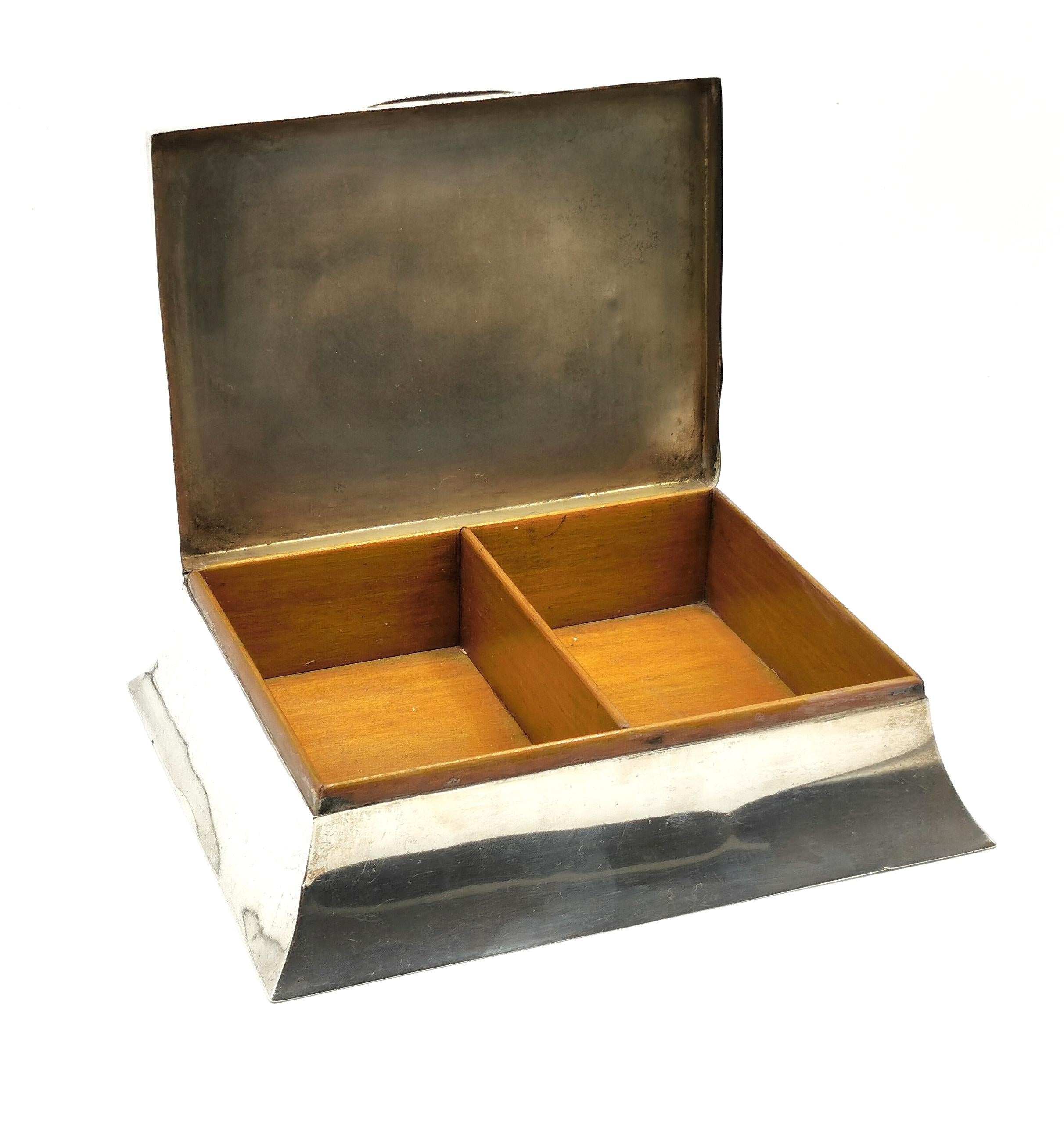 Antique sterling silver Bridge box, Edwardian, games box  In Good Condition In NEWARK, GB