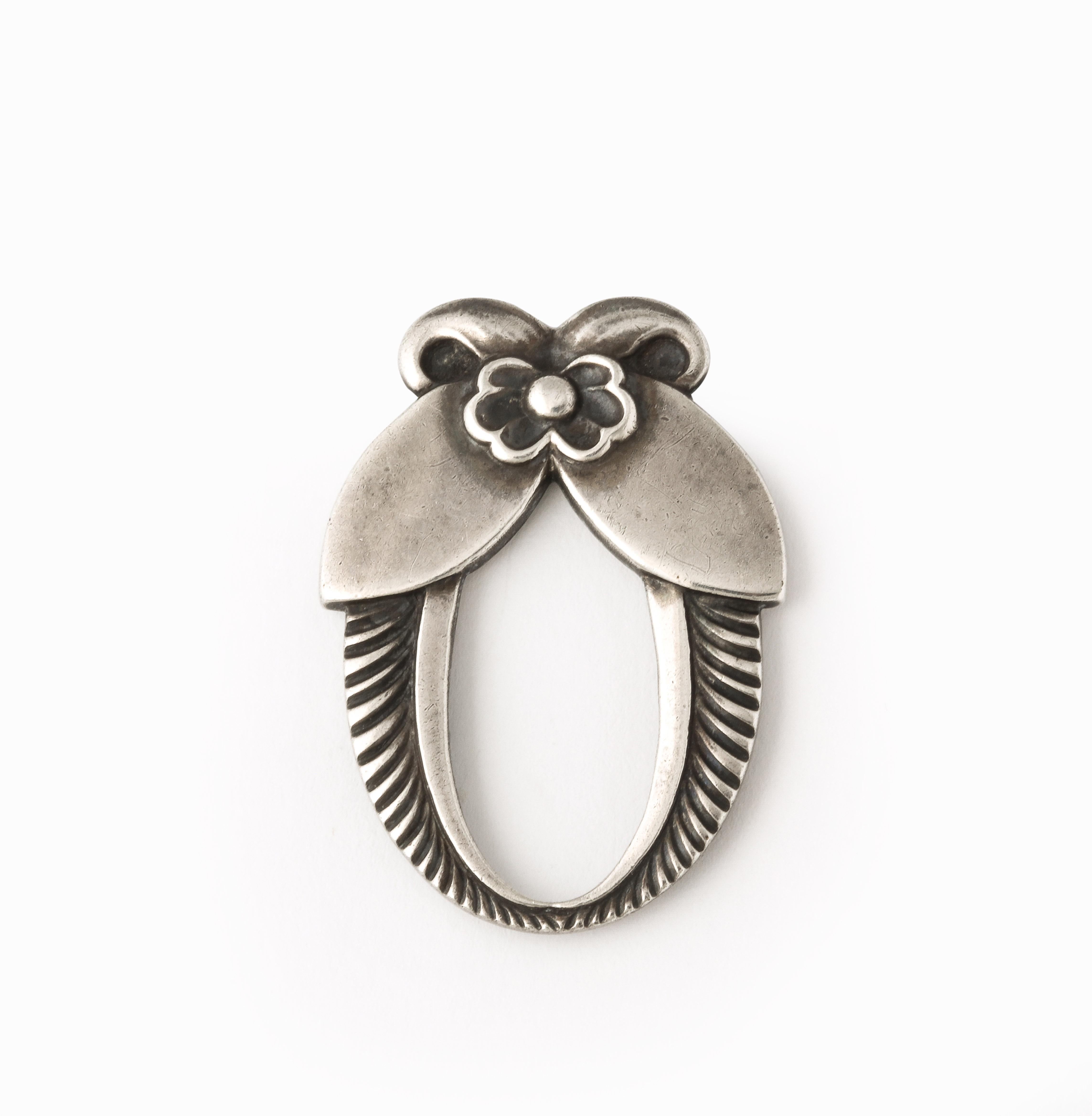 Wear these Jensen Cactus Flower Clips your way and you can be the height of fashion and creativity. Clip them to the tip of a pointed collar. I love them on a denim shirt. Clip them to the neckline of a sweater or dress. They hold tightly. Clip them