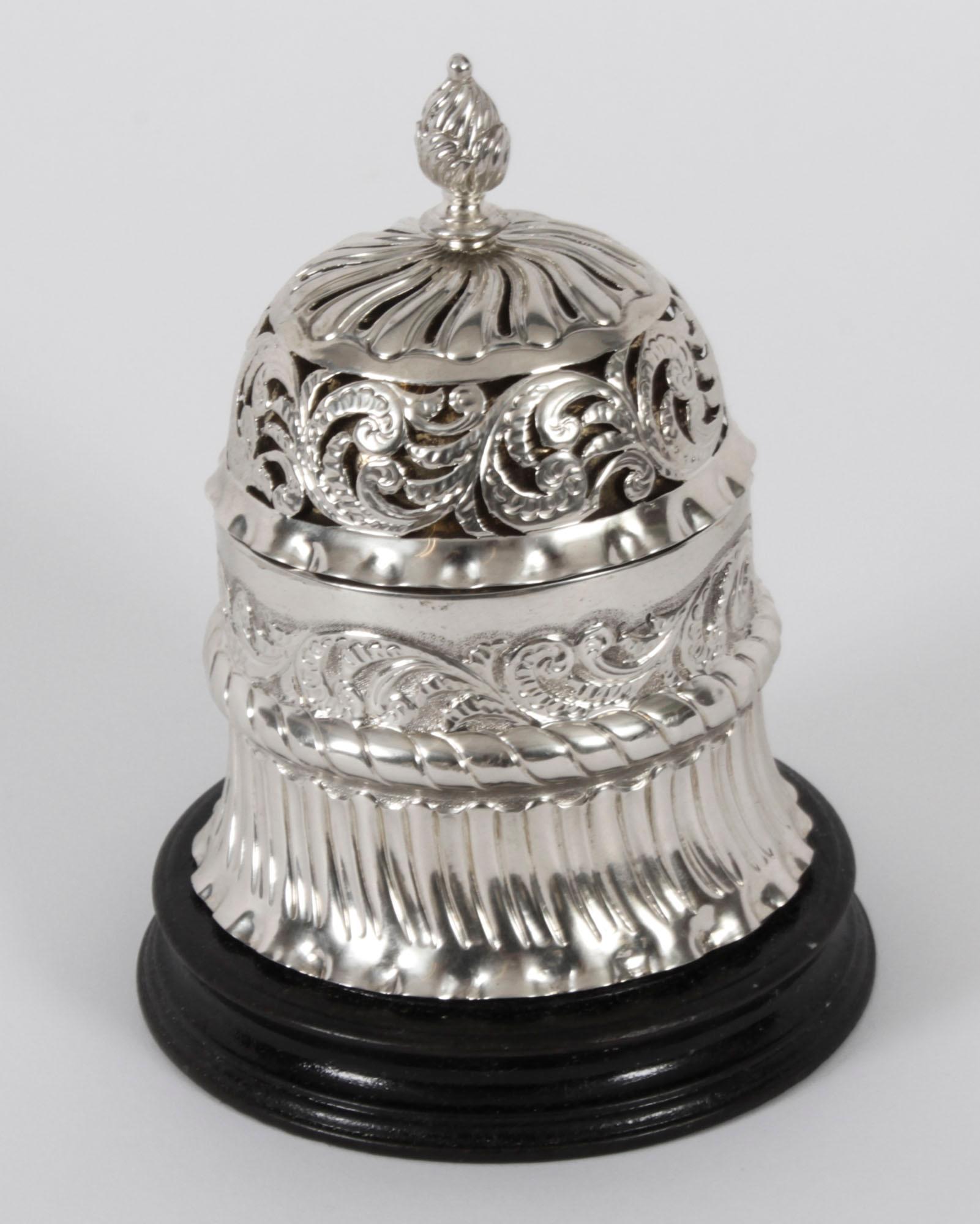 Antique Sterling Silver Call Desk Table Bell, George Unite 1886 19th Century For Sale 4