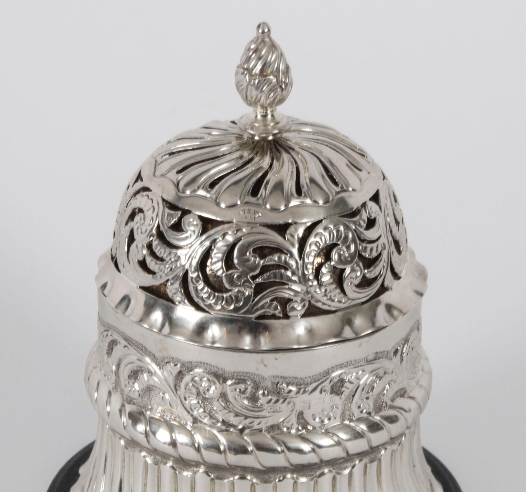 Victorian Antique Sterling Silver Call Desk Table Bell, George Unite 1886 19th Century For Sale