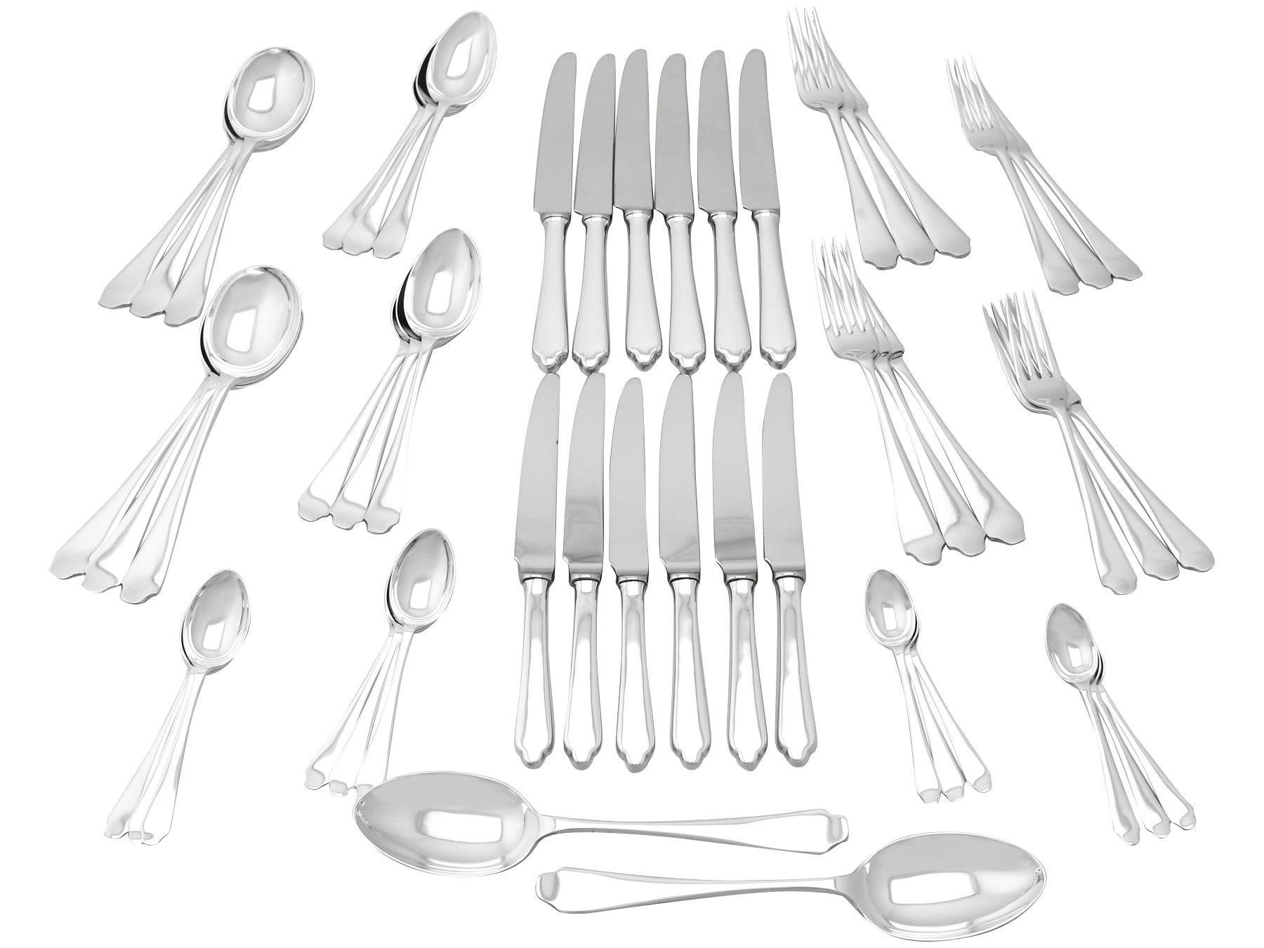 Antique English Sterling Silver Canteen of Cutlery for Six Persons For Sale 8