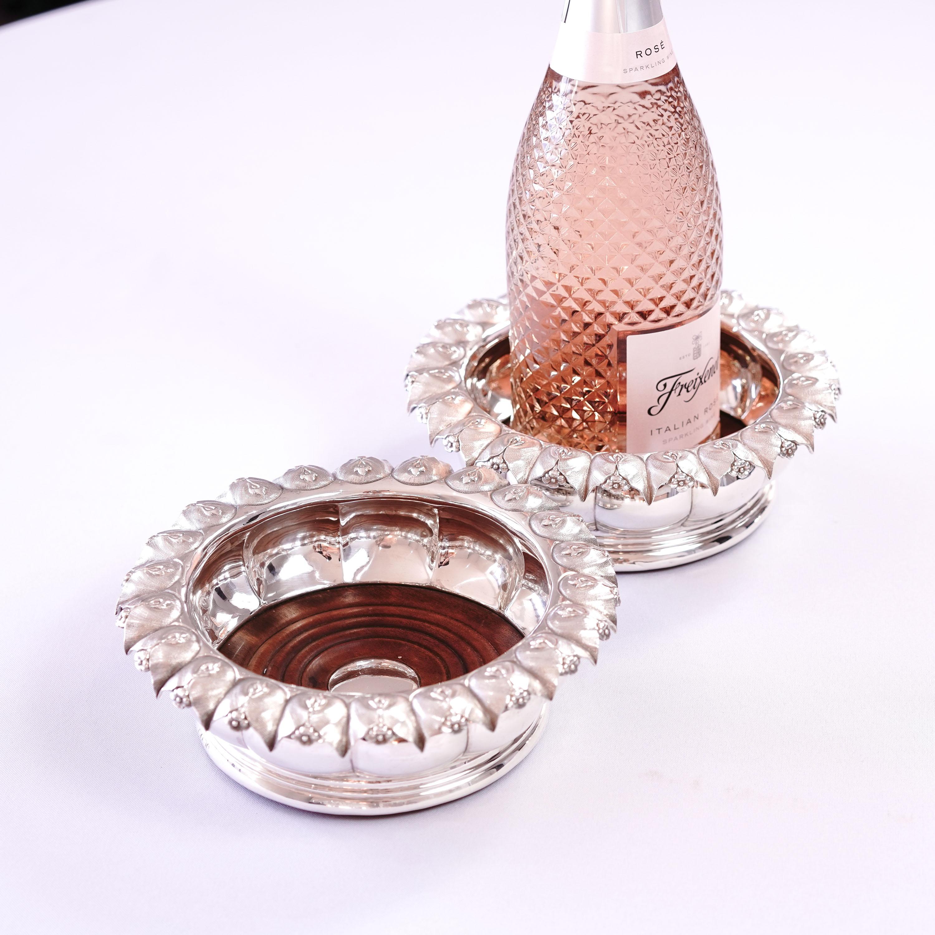 Antique Sterling Silver Coaster/Bottle Holder - Georgian, Barnards 1829 In Good Condition In London, GB