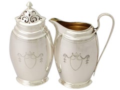 Edward Barnards & Sons Edwardian Sterling Silver Cream Jug and Sugar Caster Set (ensemble de cruches à crème et de sucriers en argent sterling)