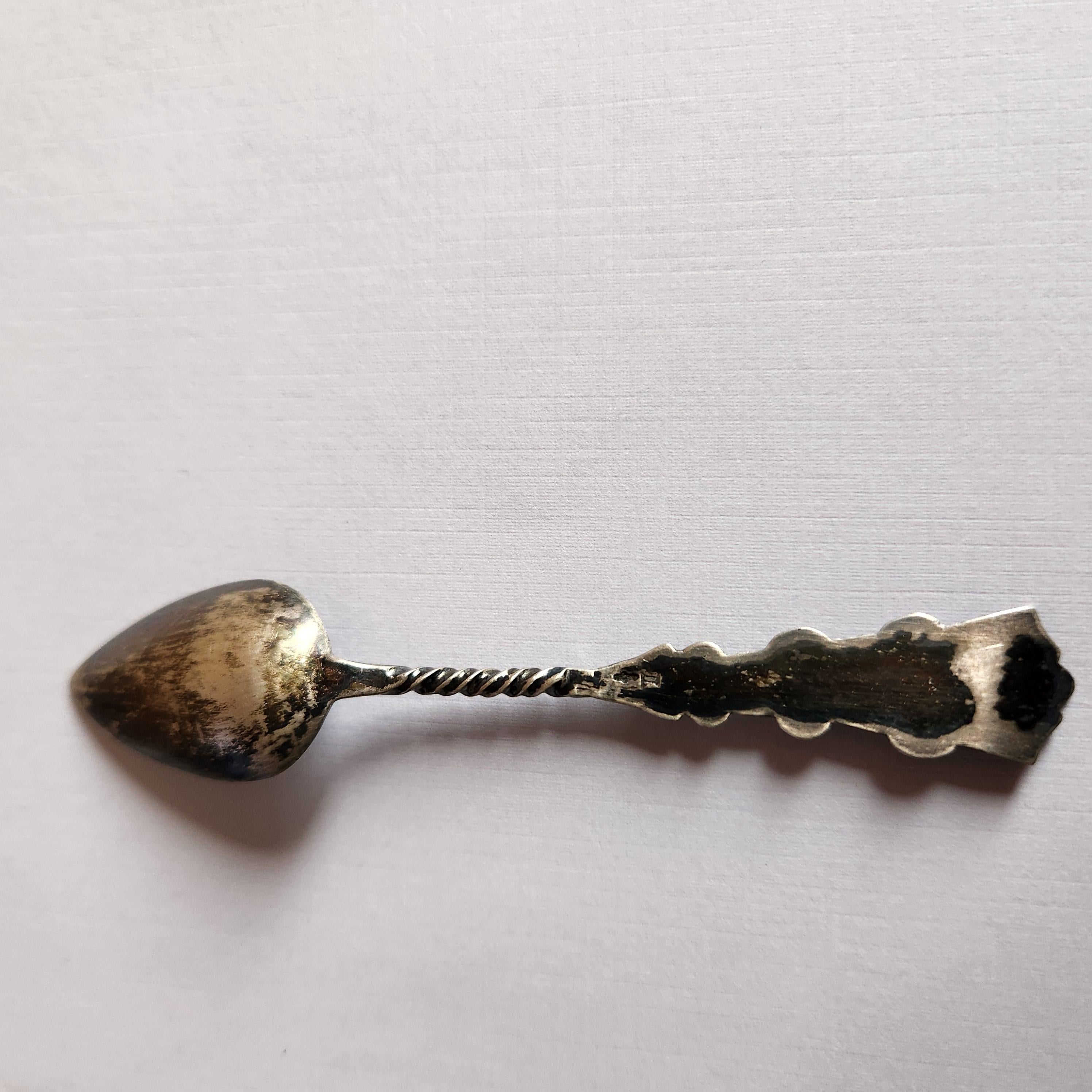 Antico cucchiaio Demitasse in argento sterling in vendita 1