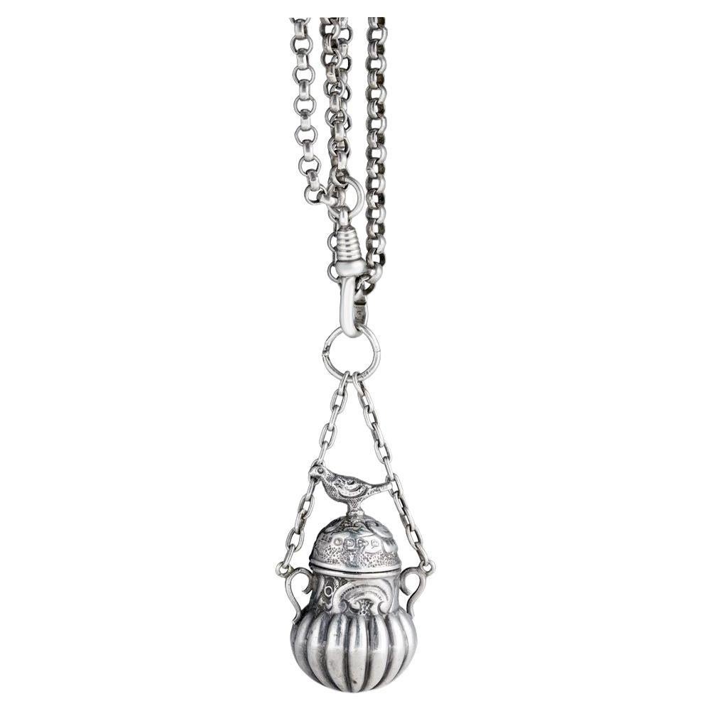 Vinaigrette en argent sterling antique avec oiseaux figuratifs et chaîne à maillons longs en chatelaine