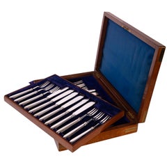 Antique Sterling Silver Fish Service 24 Knives Forks Garrard & Co London 1912