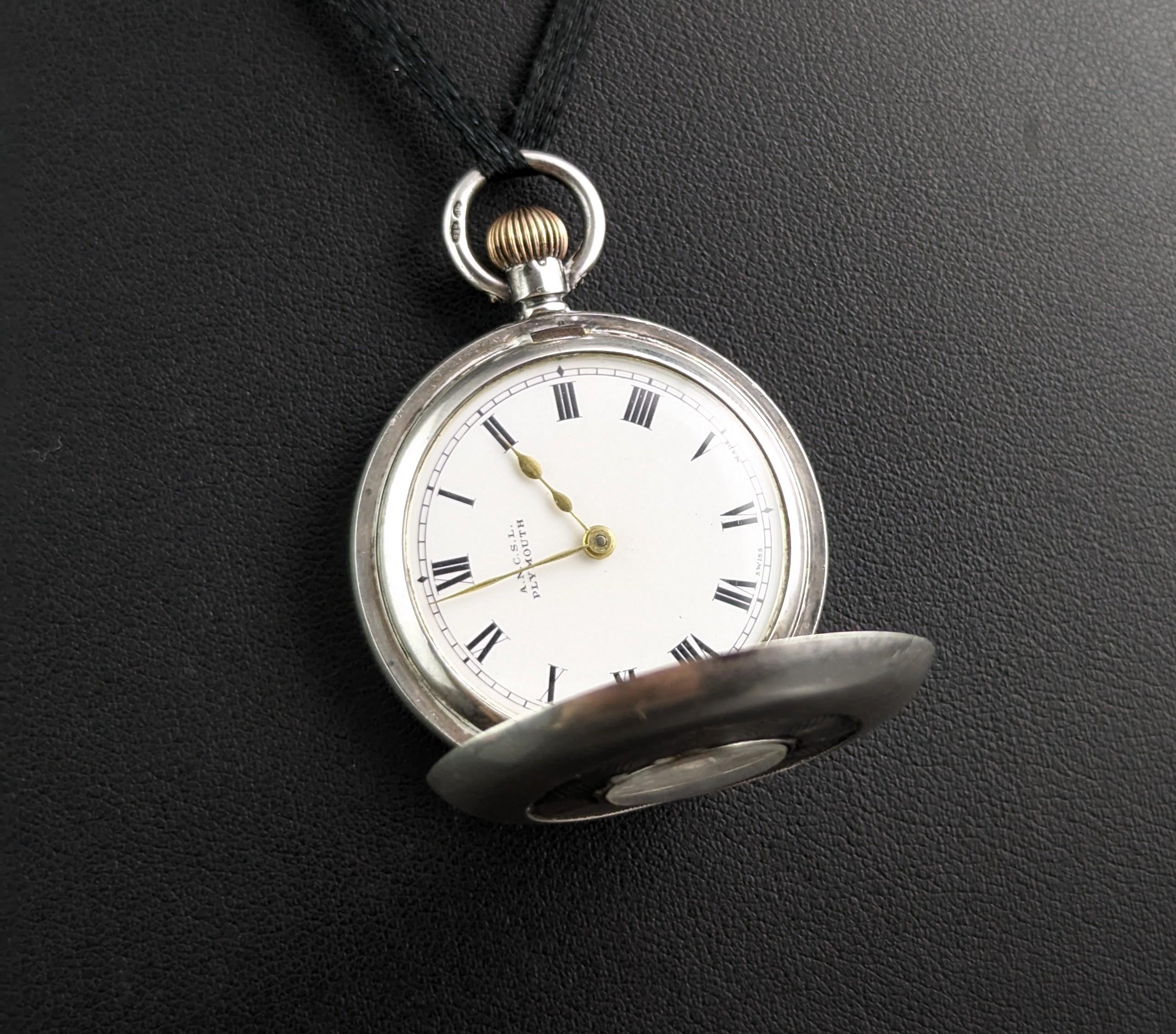 Antike Armbanduhr aus Sterling Silber, Taschenuhr  im Zustand „Relativ gut“ in NEWARK, GB