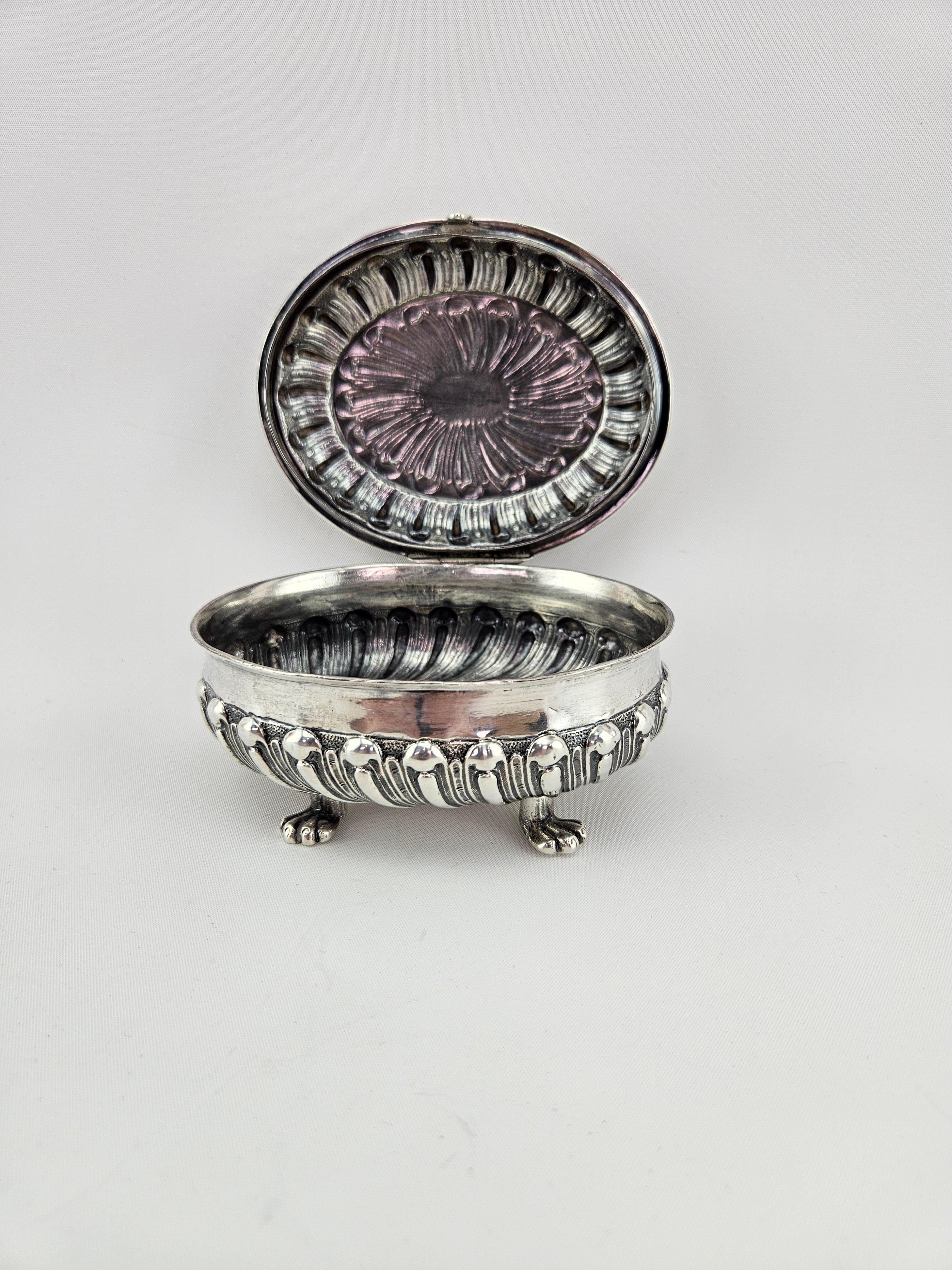 20th Century Antique Sterling Silver Footed Jewelry & Ring or Trinket Box