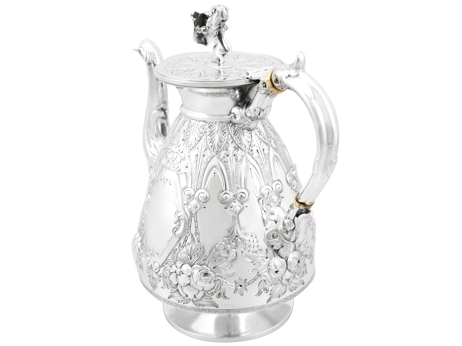 Service à thé et café antique quatre pièces en argent sterling en vente 4