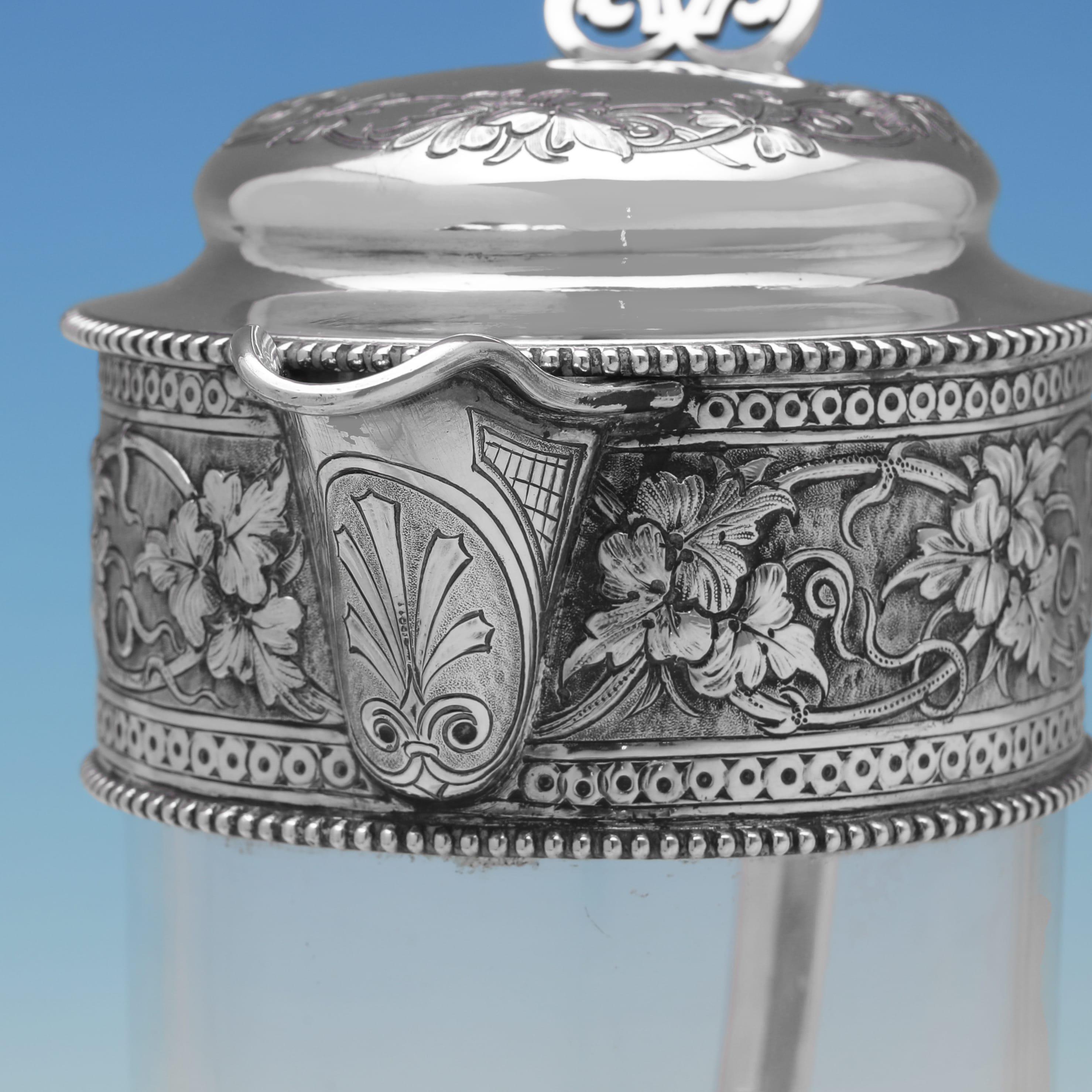 Antike Sterling Silber & Glas Claret Krug von W & G Sissons Sheffield 1891 im Zustand „Gut“ im Angebot in London, London