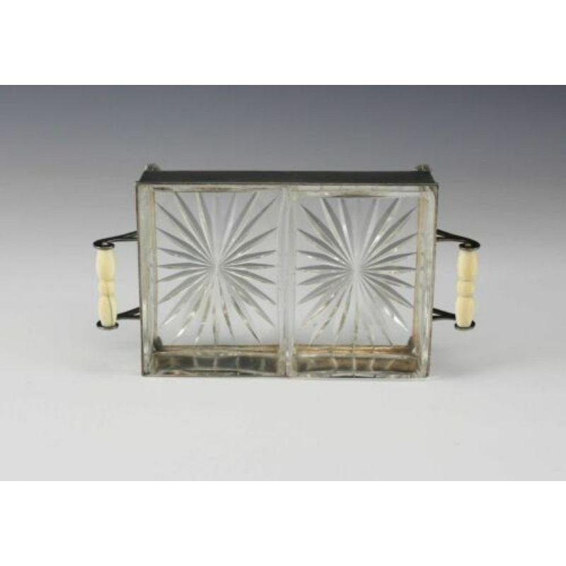 Antique Sterling Silver Hand-Hammered Card Holder In Good Condition For Sale In Gardena, CA