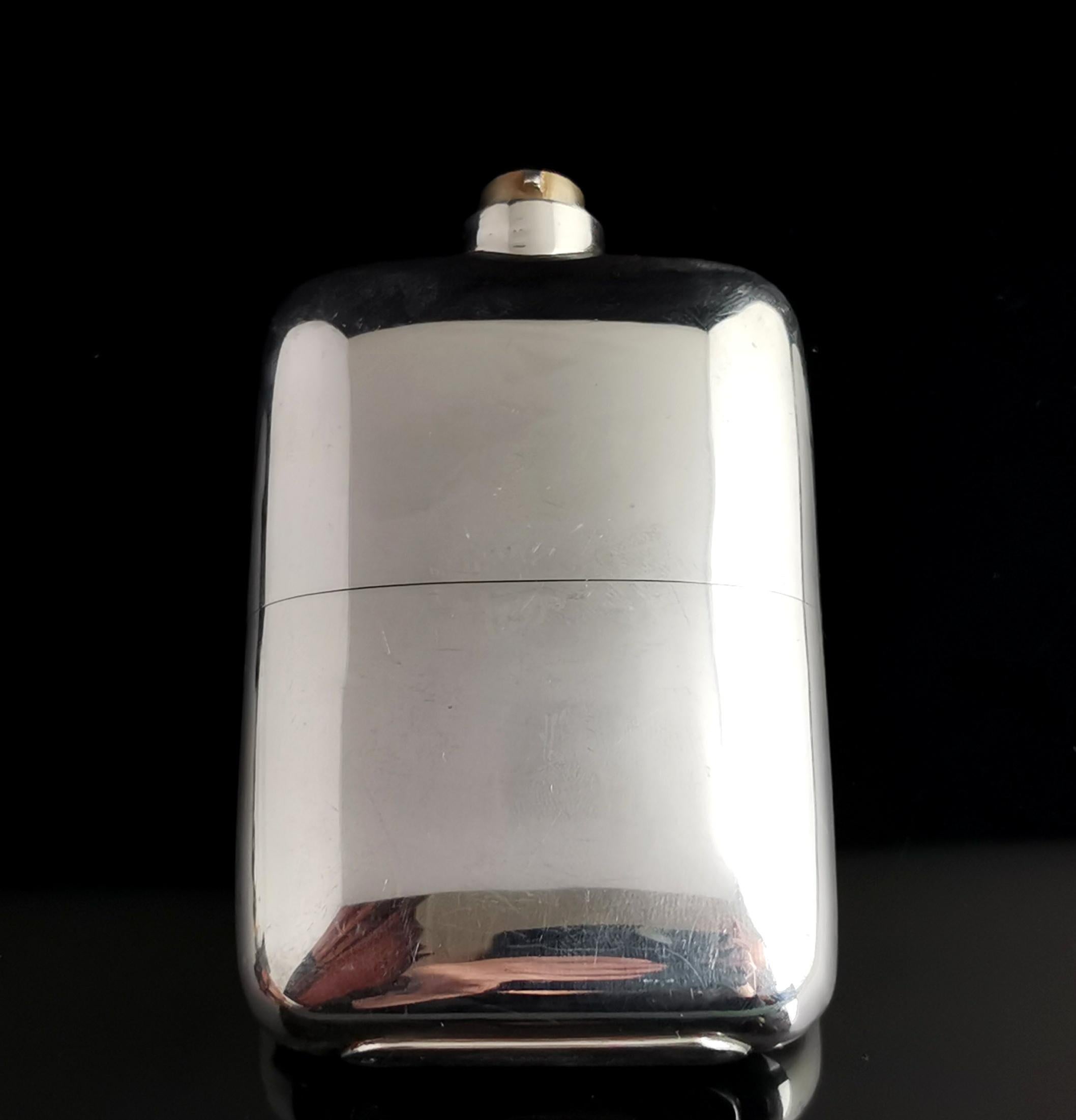 Antique Sterling Silver Hip Flask, Art Deco In Good Condition In NEWARK, GB