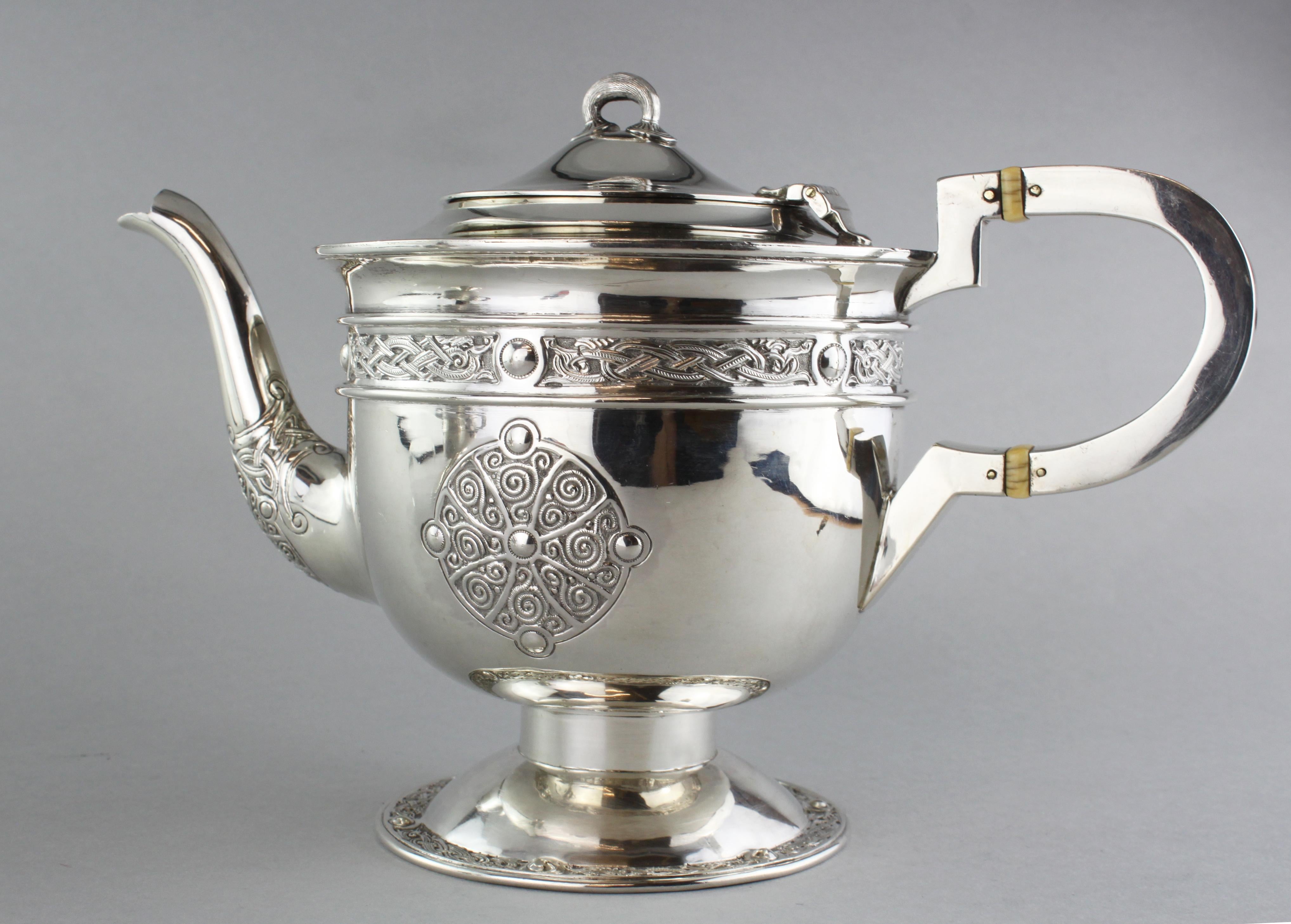 Early 20th Century Antique Sterling Silver Irish Three-Piece Tea Service Set, Dublin 1917, Hopkin