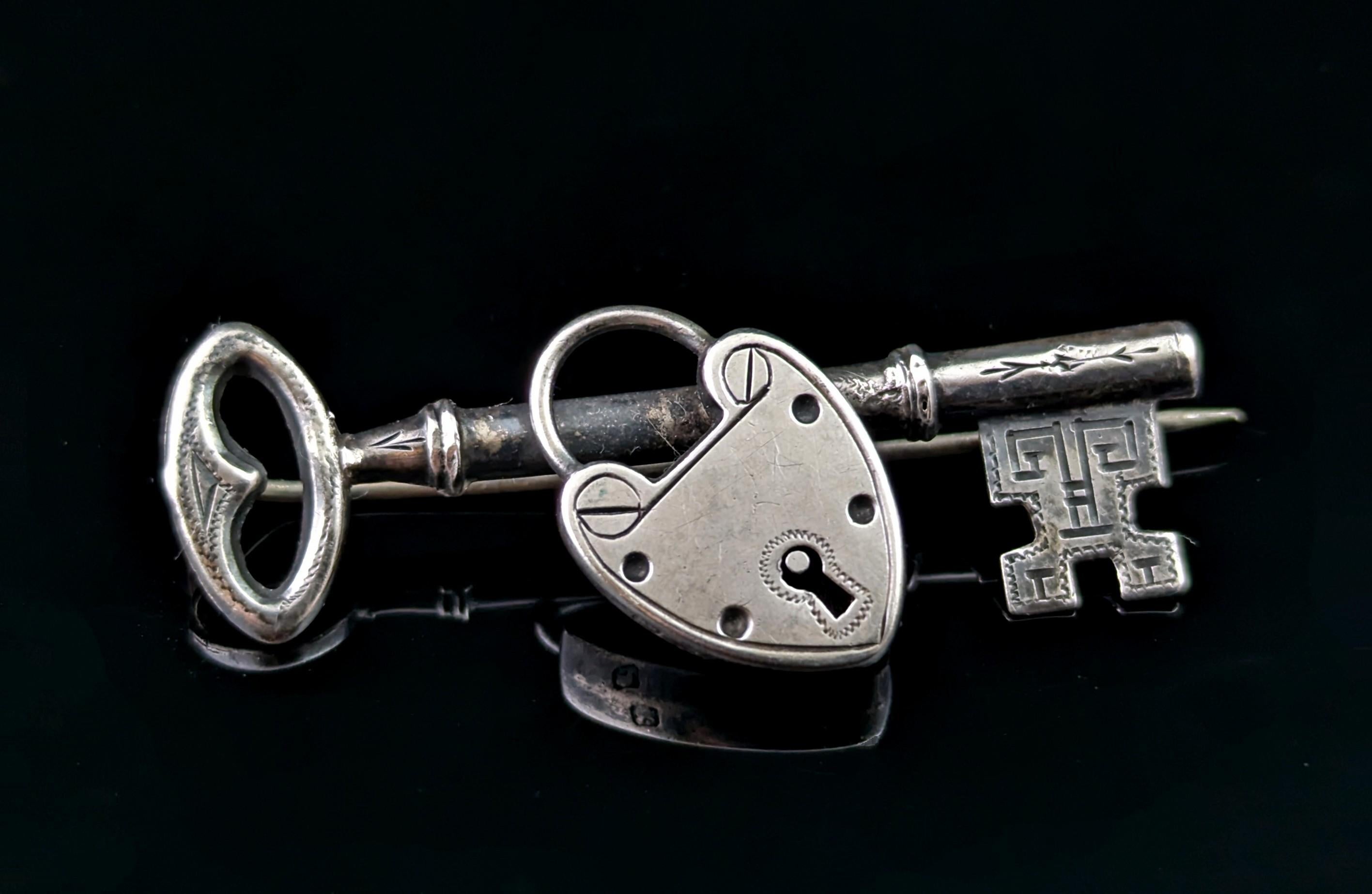 Broche ancienne clé de mon cœur en argent sterling en vente 1