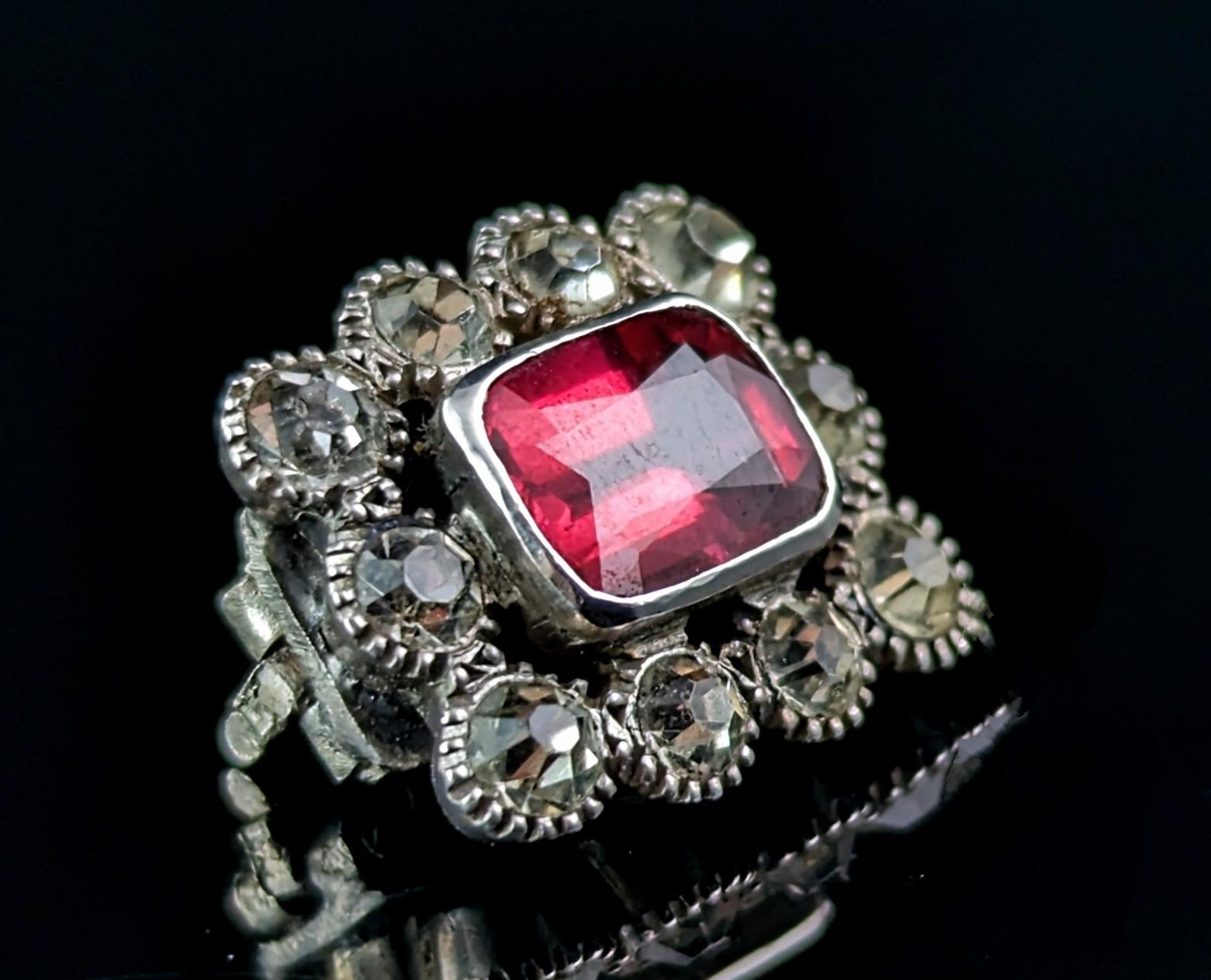 Antique sterling silver lace pin, Red paste, Art Nouveau, brooch  In Good Condition In NEWARK, GB
