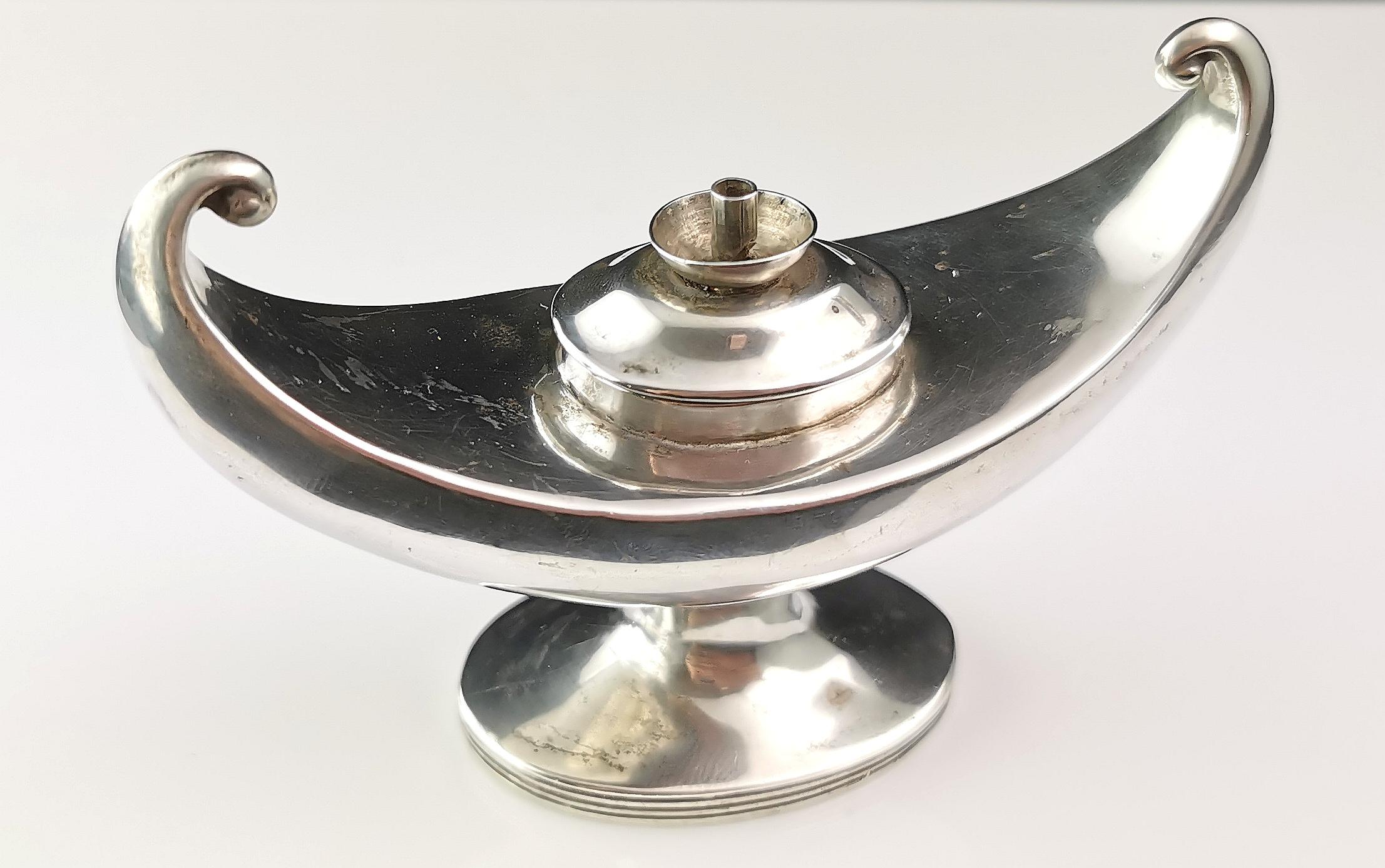 Antique sterling silver lamp form table lighter For Sale 4