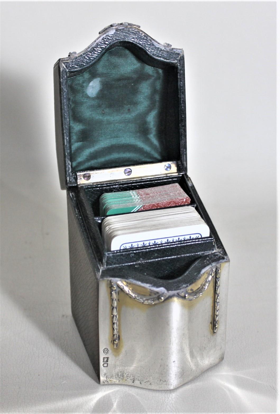 Ancienne boîte à cartes à jouer en argent sterling et en cuir avec porte-couteau miniature en vente 4